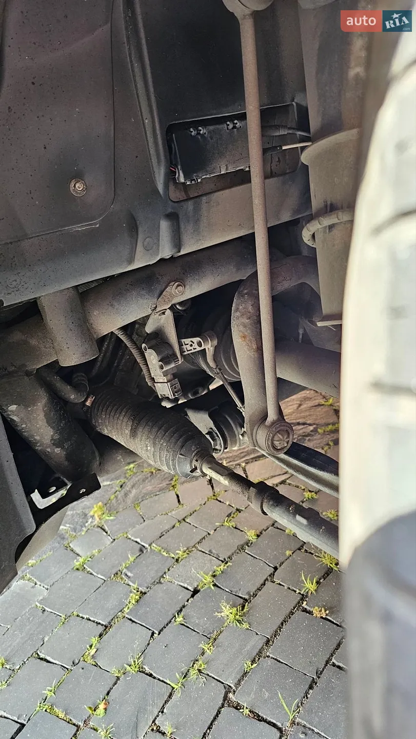 2010 Land Rover Range Rover - мініатюра 18