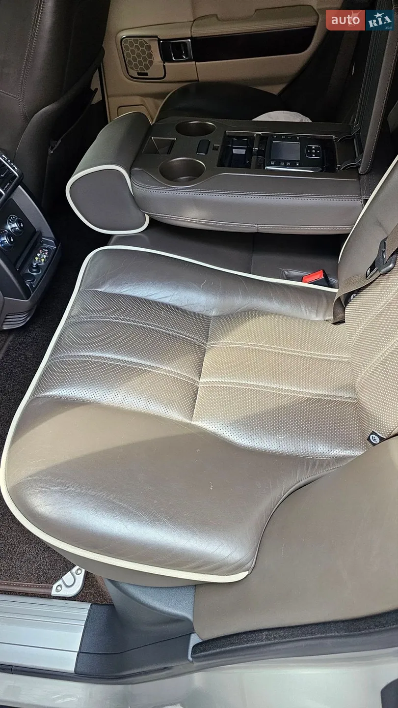 2010 Land Rover Range Rover - мініатюра 30