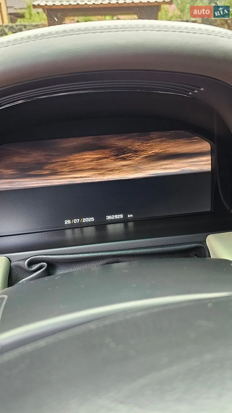 2010 Land Rover Range Rover - мініатюра 136