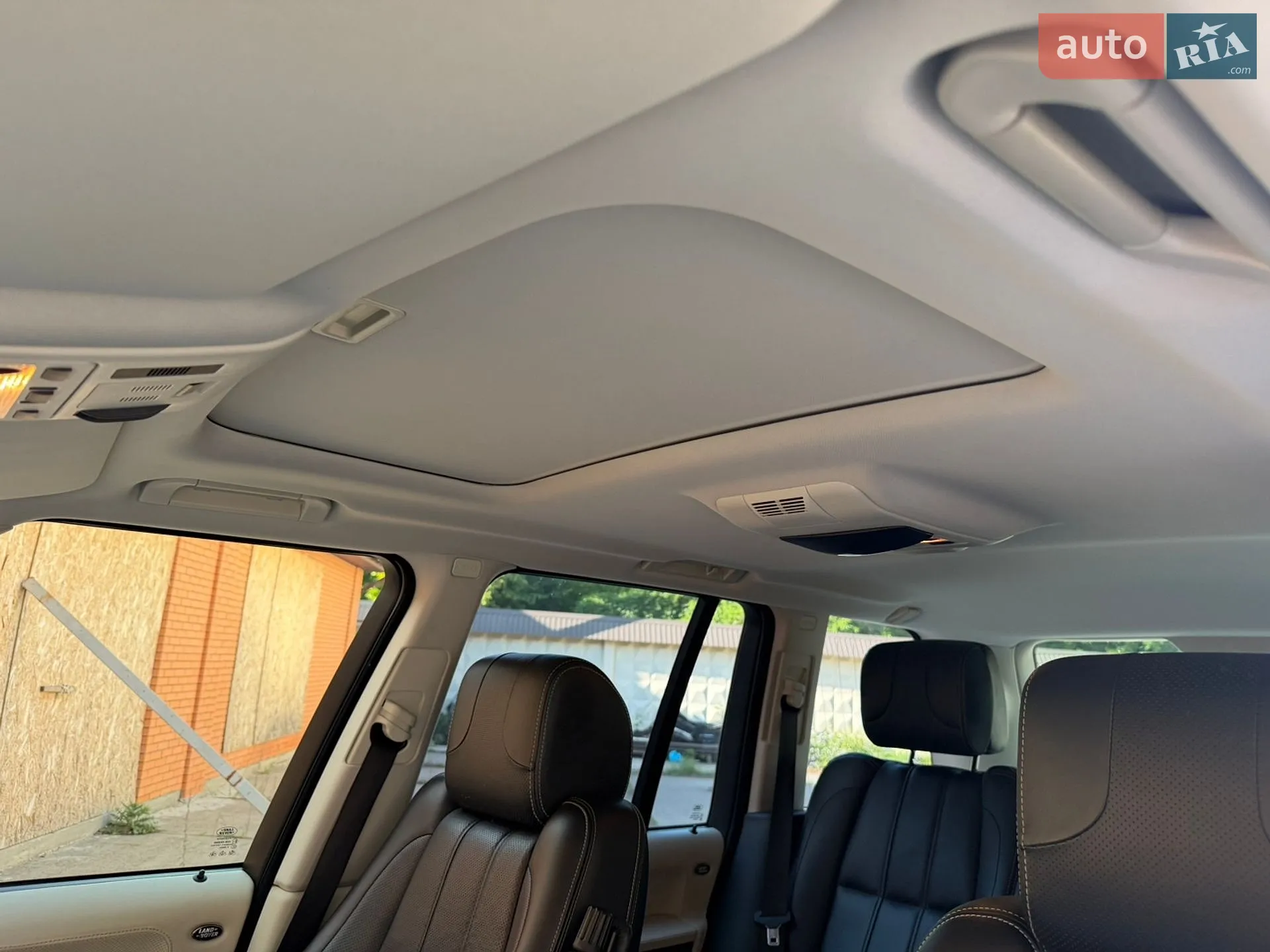 2012 Land Rover Range Rover - мініатюра 24