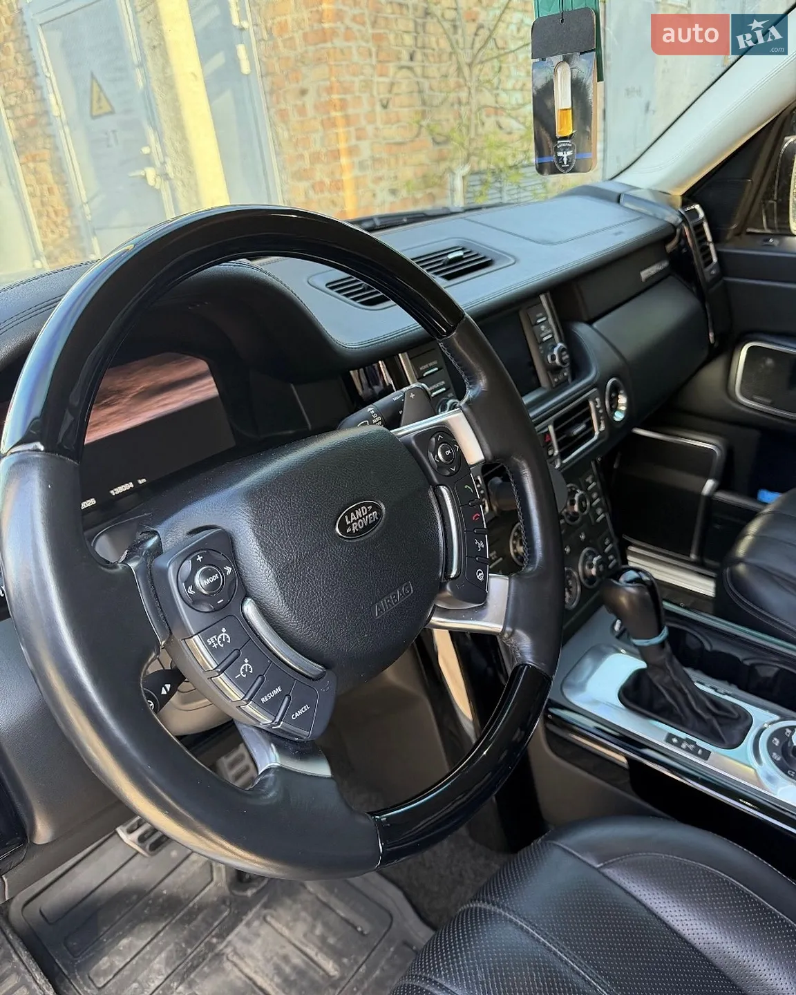 2010 Land Rover Range Rover - мініатюра 17