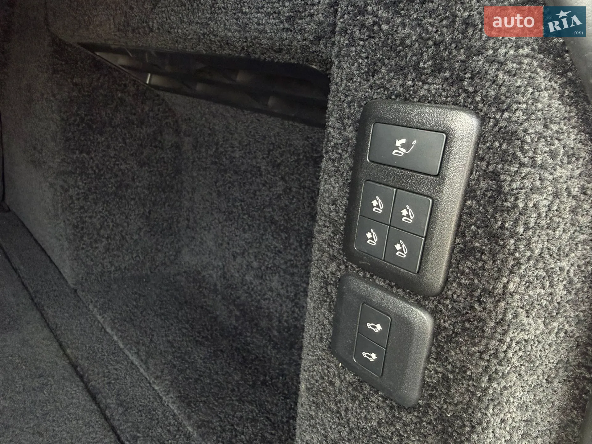 2019 Land Rover Range Rover - мініатюра 19