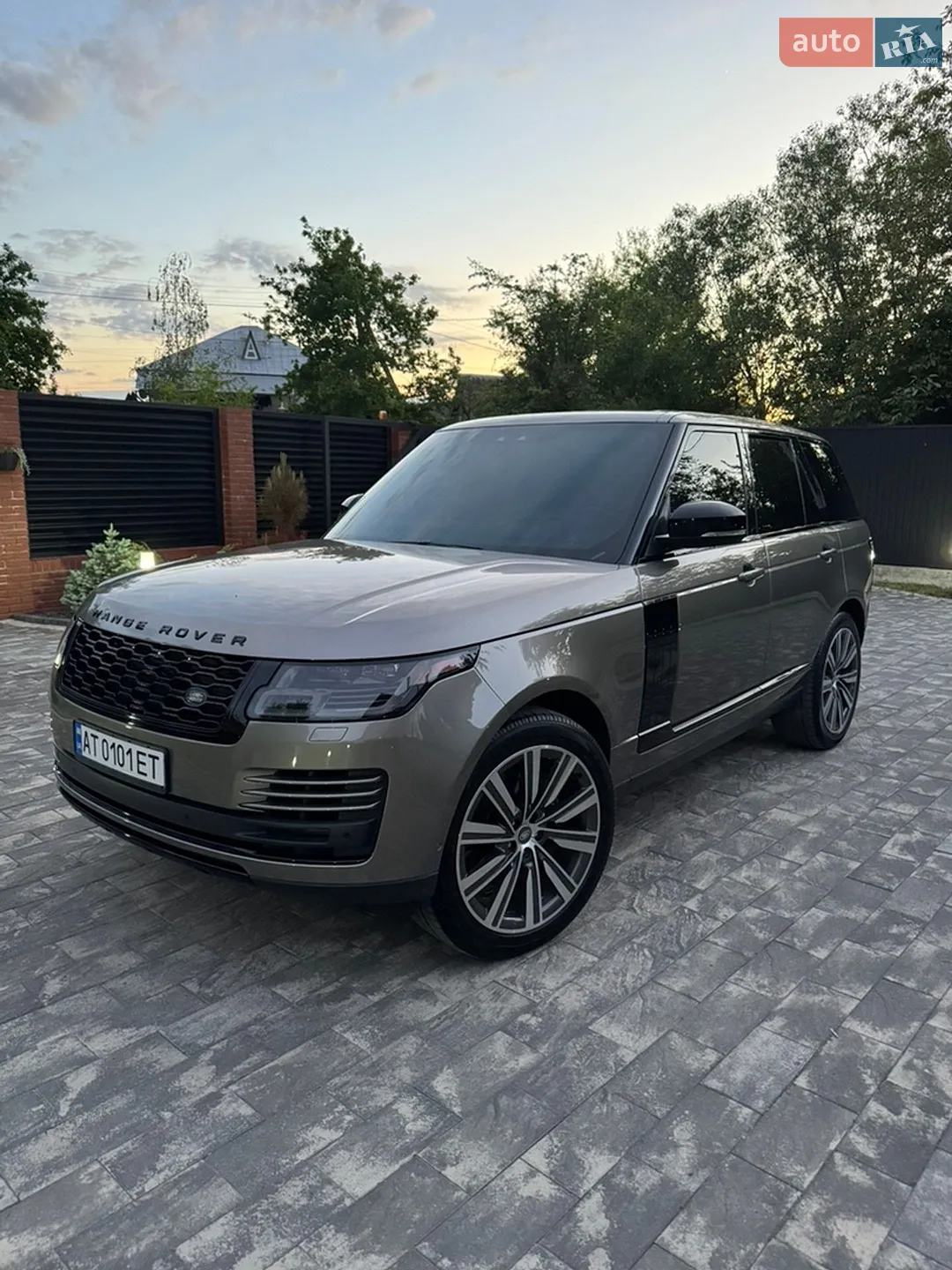 2018 Land Rover Range Rover - мініатюра 18