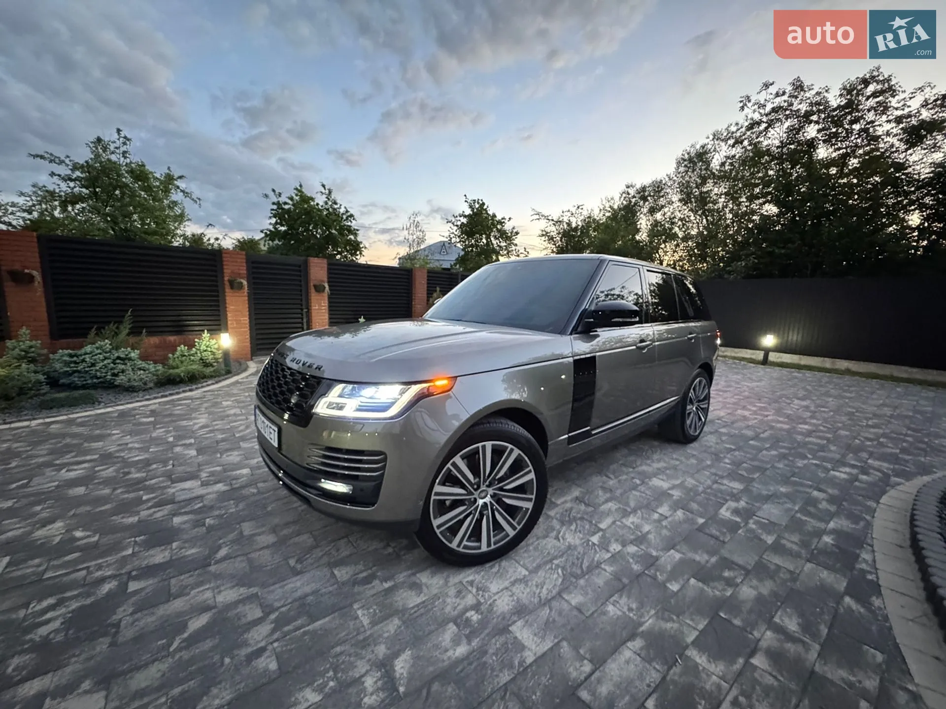 2018 Land Rover Range Rover - мініатюра 19