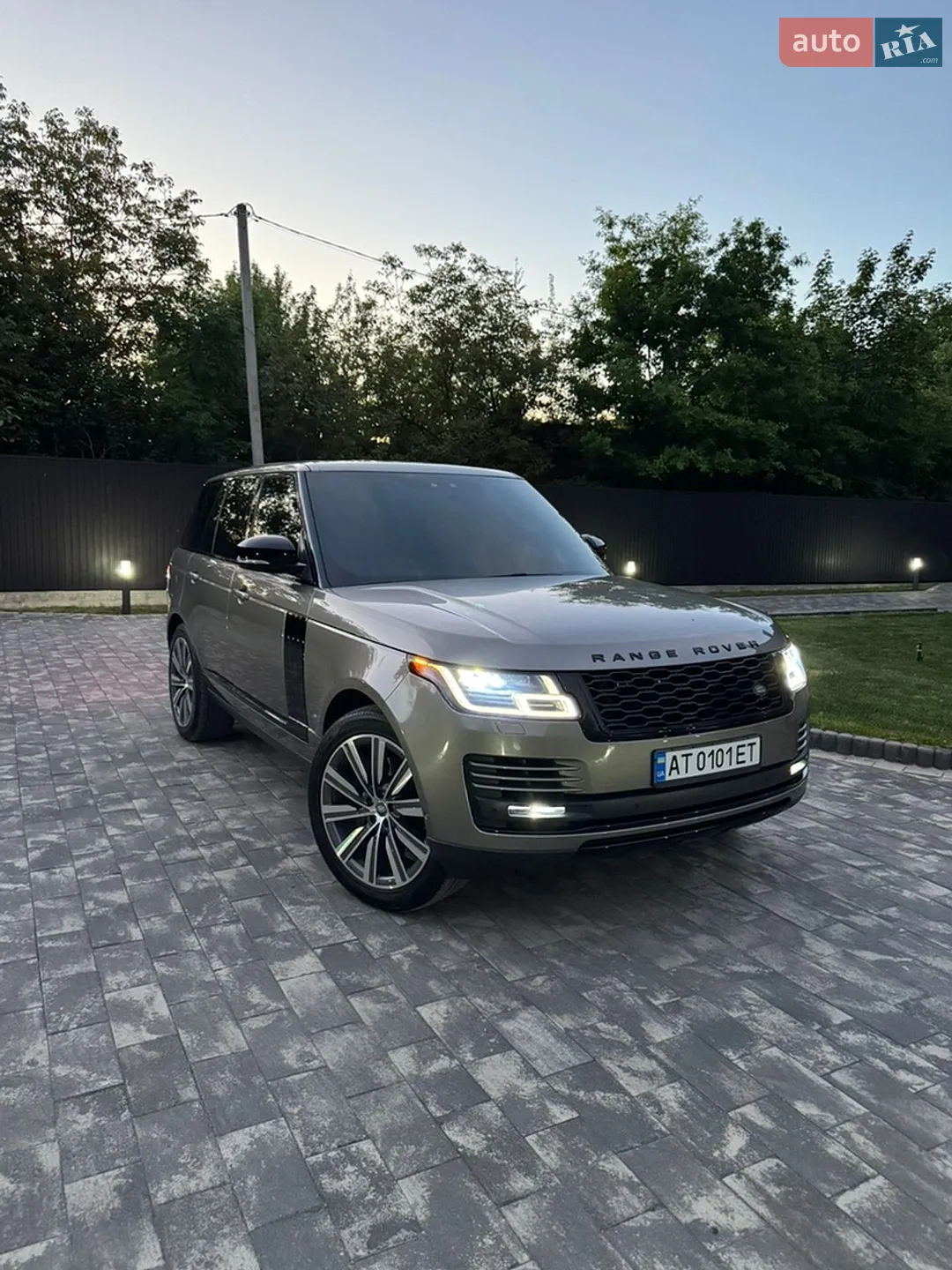 2018 Land Rover Range Rover - мініатюра 23