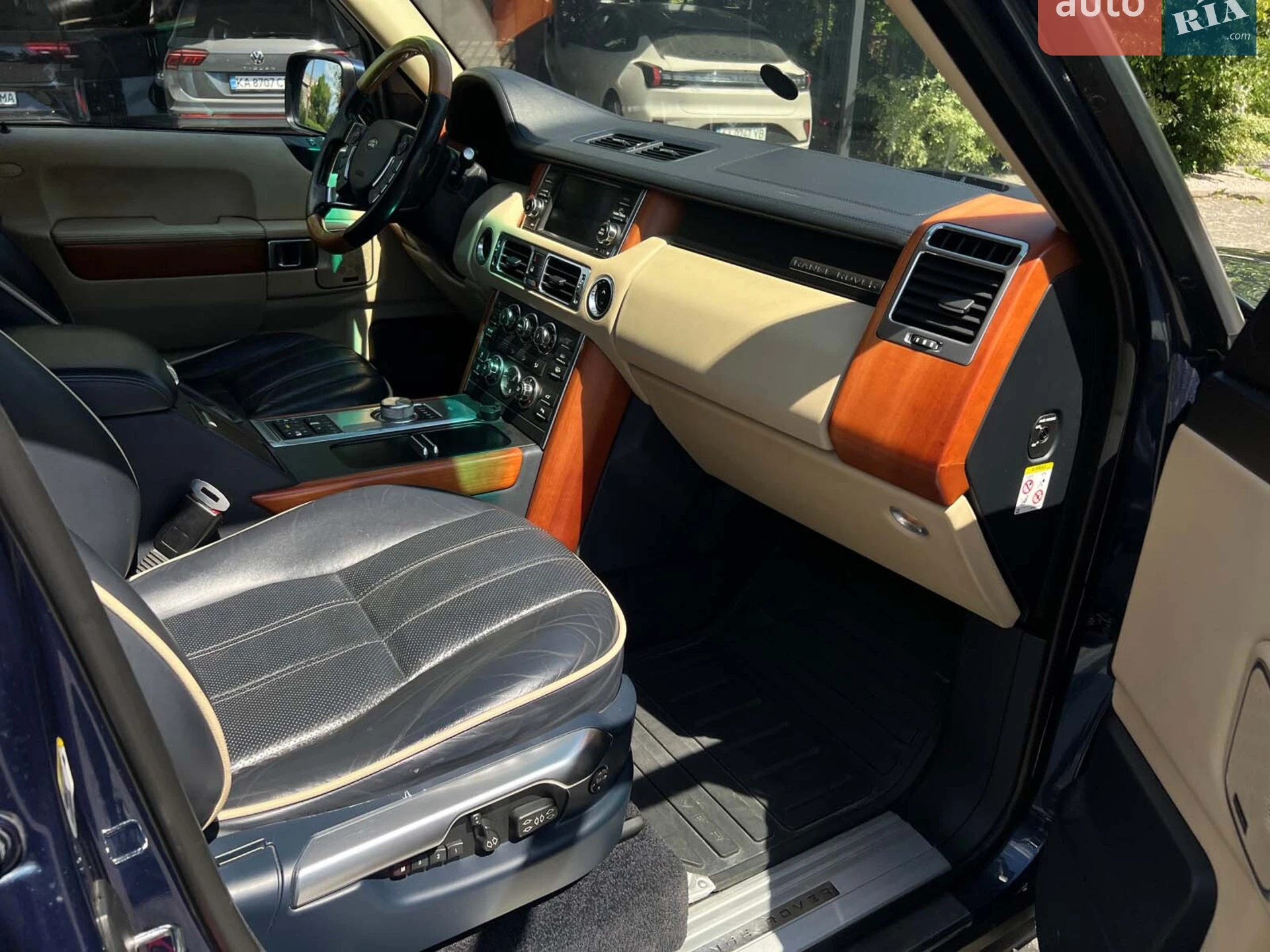 2011 Land Rover Range Rover - мініатюра 23