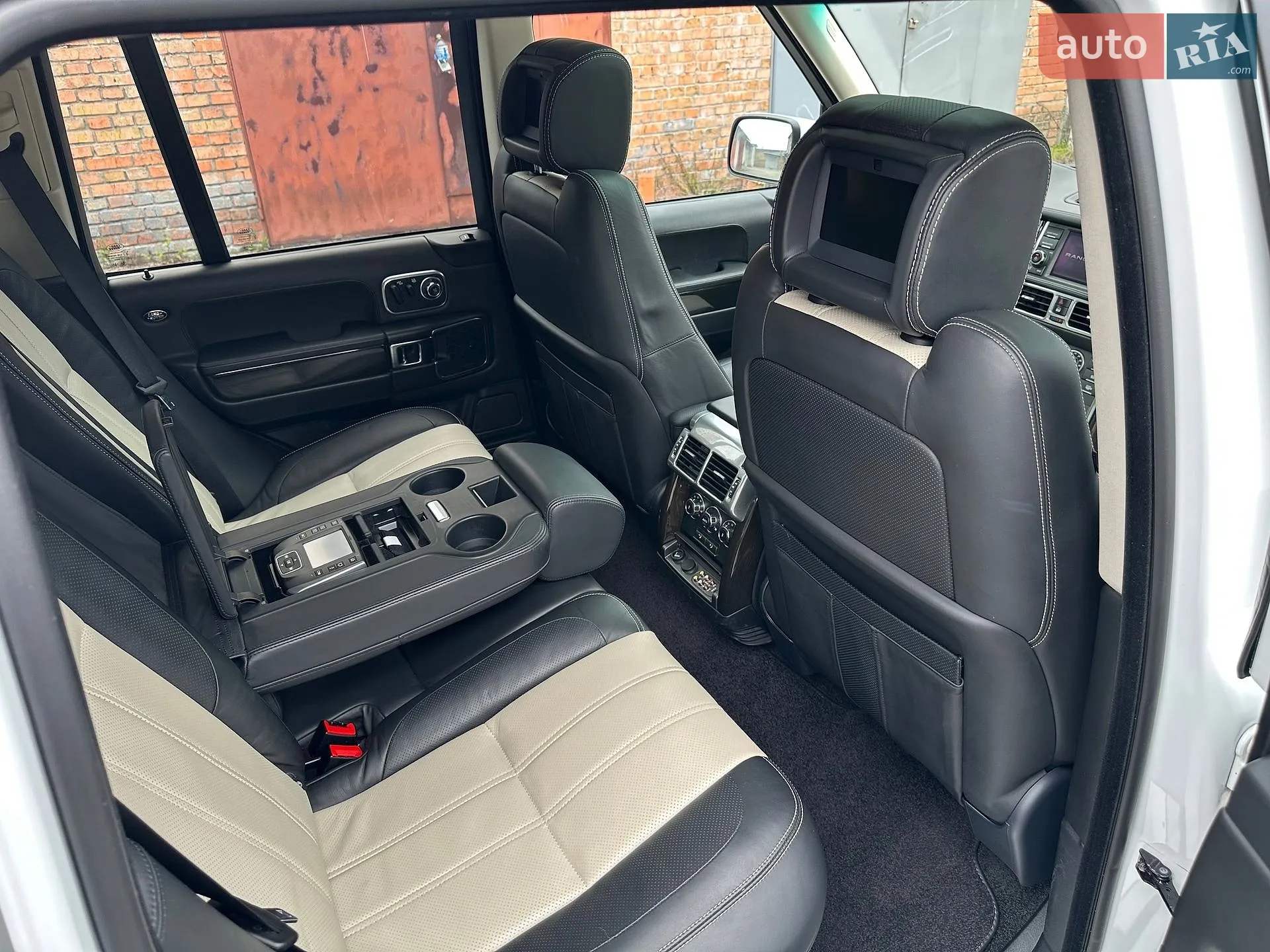 2010 Land Rover Range Rover - мініатюра 49