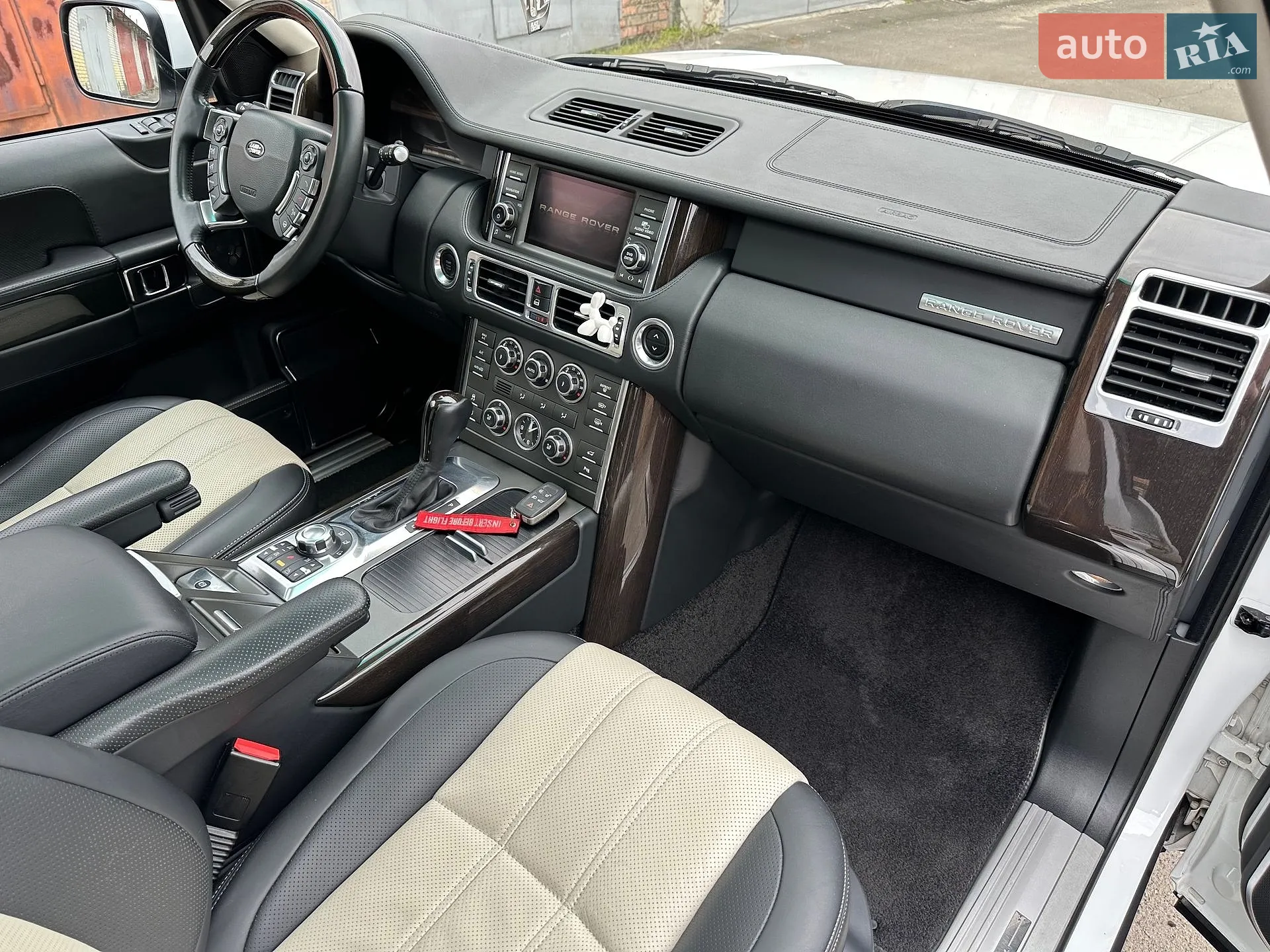 2010 Land Rover Range Rover - мініатюра 52