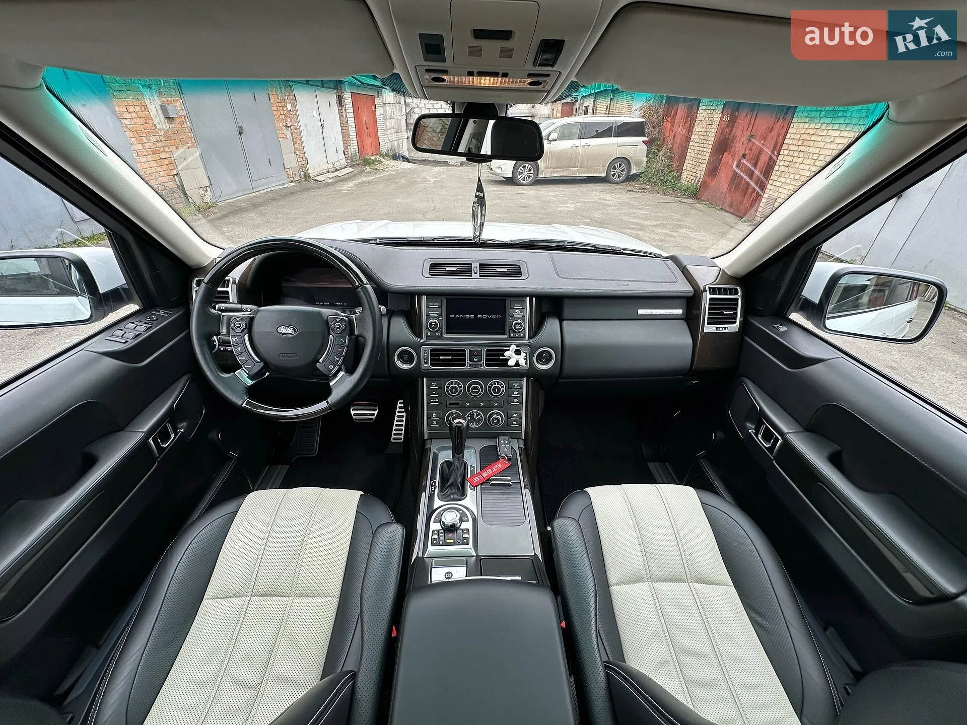 2010 Land Rover Range Rover - мініатюра 57