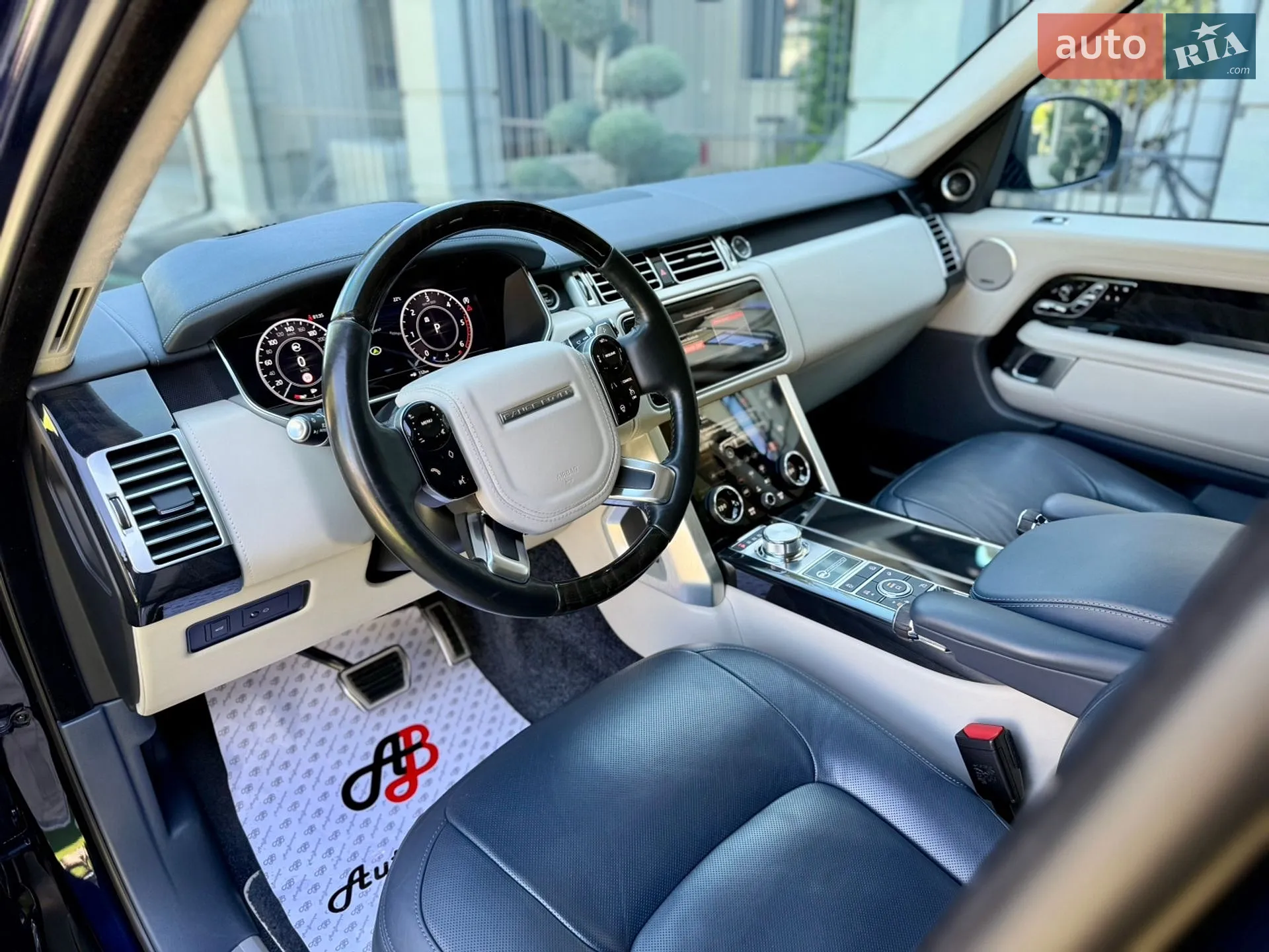 2019 Land Rover Range Rover - мініатюра 37