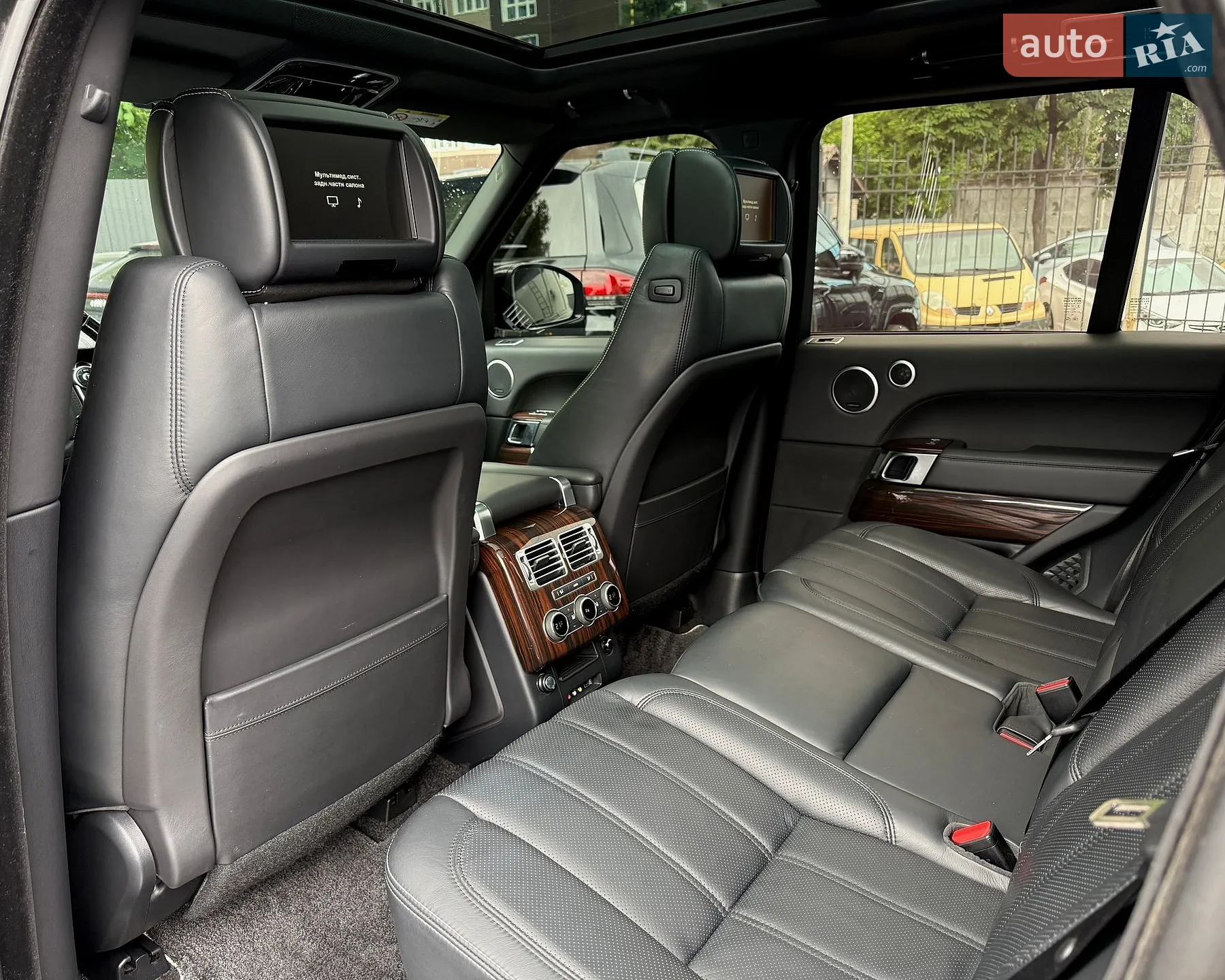 2016 Land Rover Range Rover - мініатюра 17