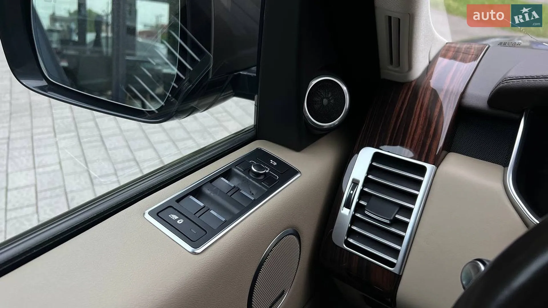 2017 Land Rover Range Rover - мініатюра 18