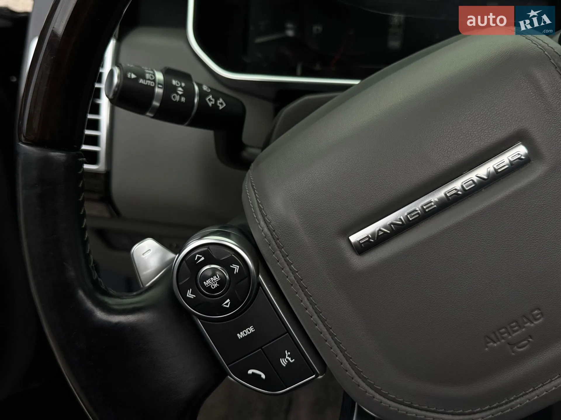2015 Land Rover Range Rover - мініатюра 30