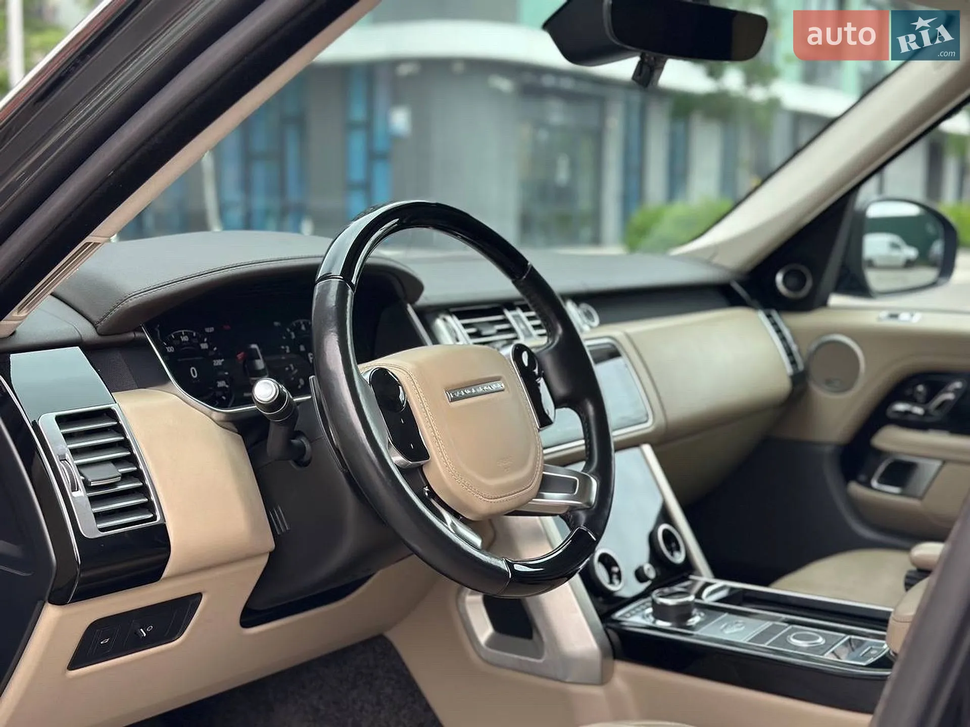 2018 Land Rover Range Rover - мініатюра 16