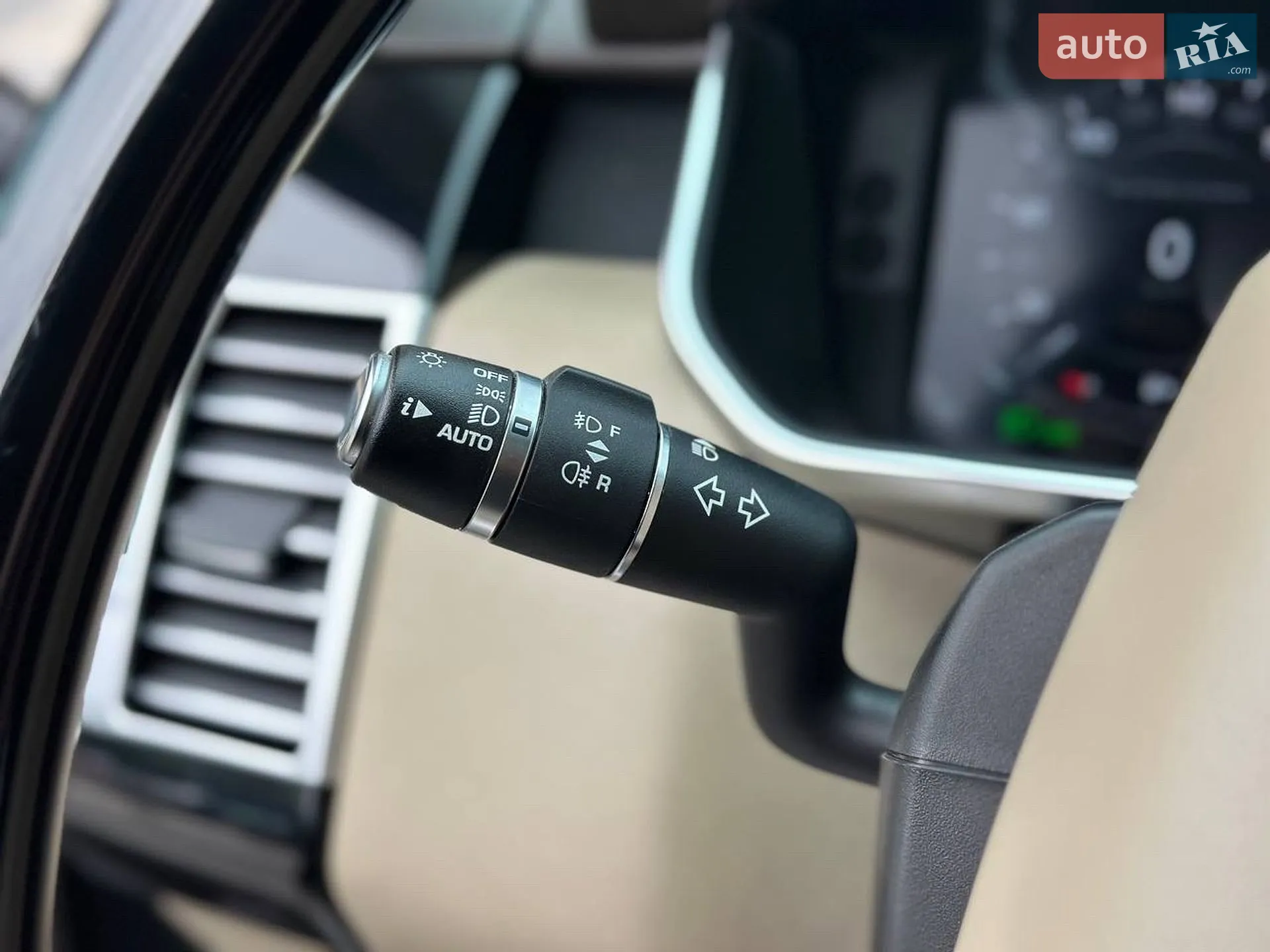 2018 Land Rover Range Rover - мініатюра 28