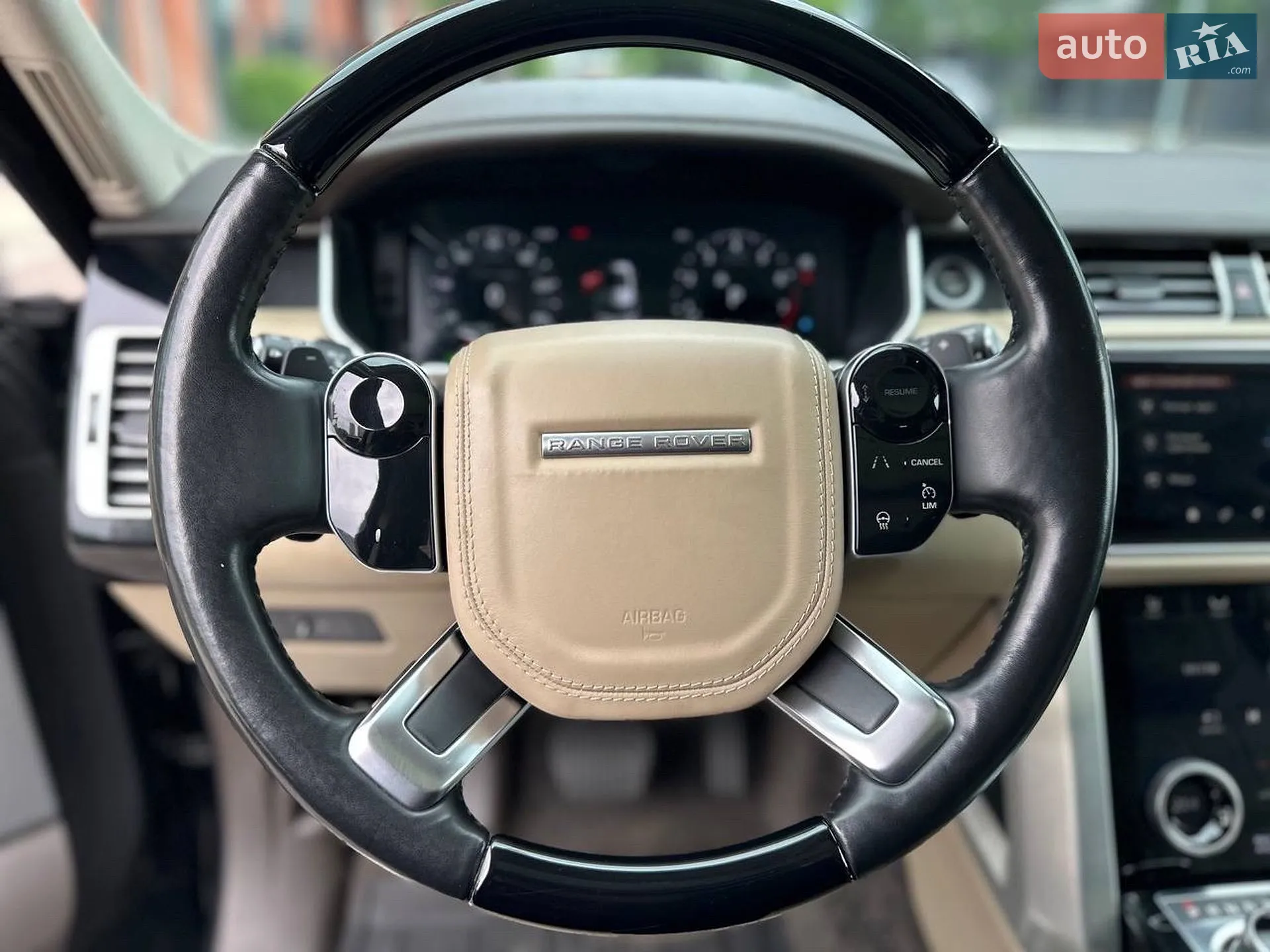 2018 Land Rover Range Rover - мініатюра 25