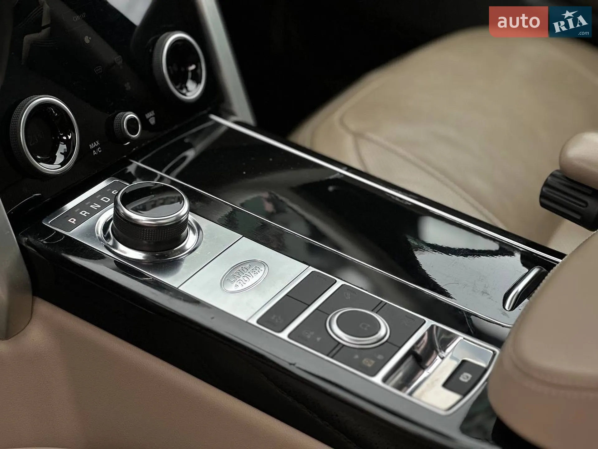 2018 Land Rover Range Rover - мініатюра 37