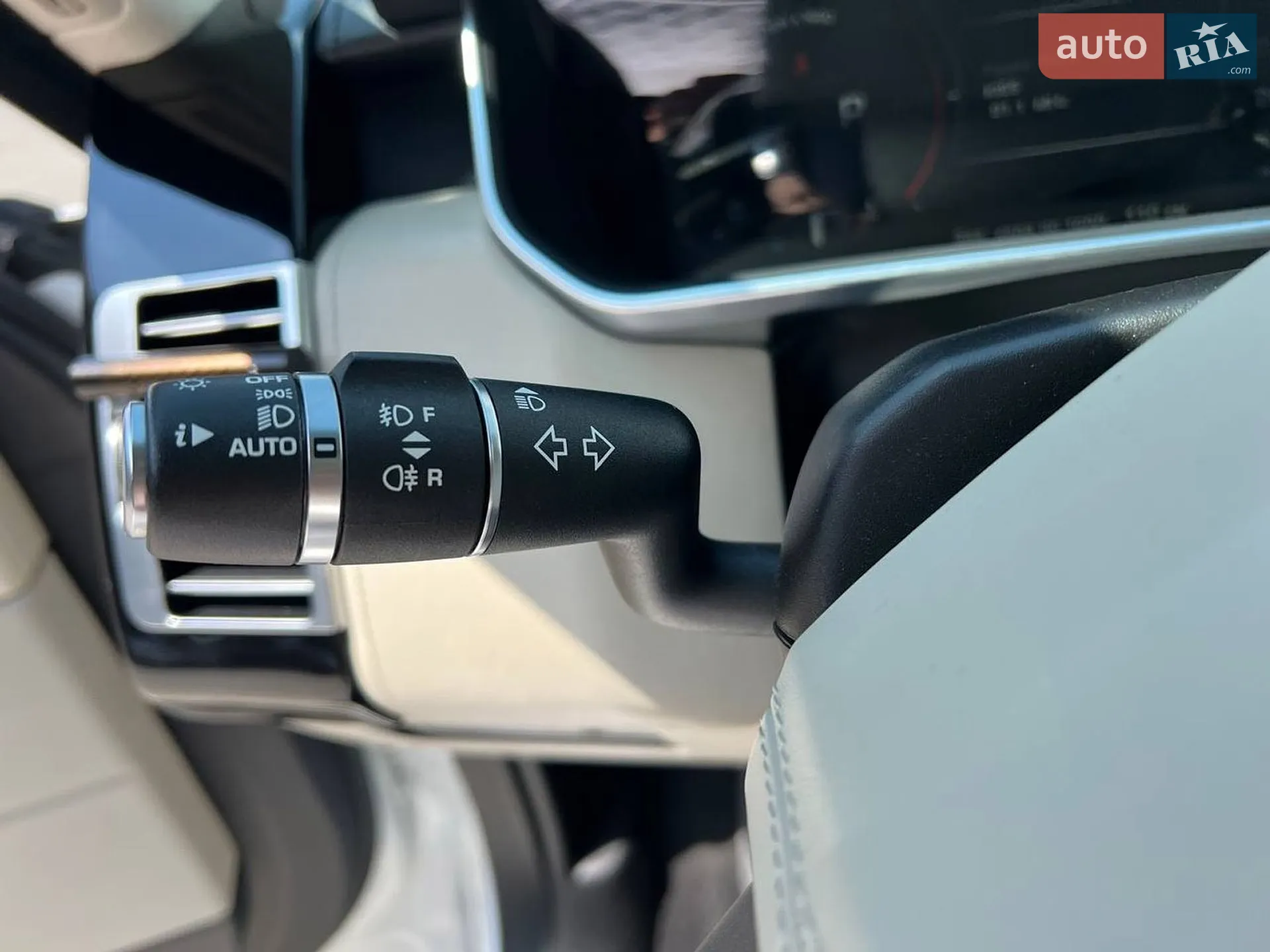 2014 Land Rover Range Rover - мініатюра 33