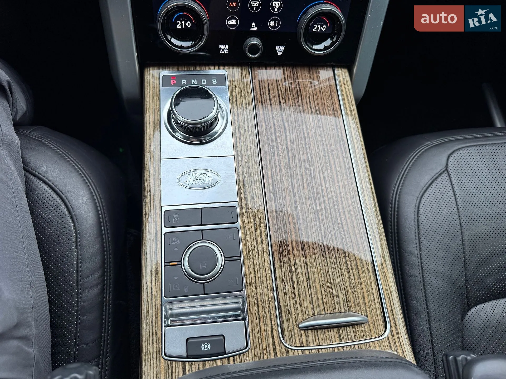 2018 Land Rover Range Rover - мініатюра 13