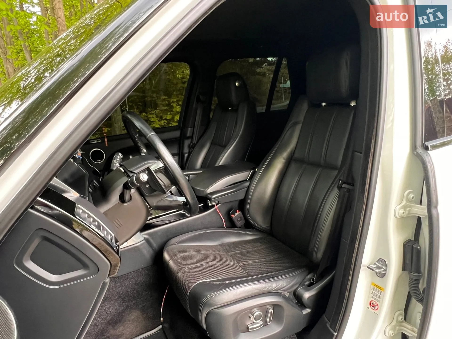 2015 Land Rover Range Rover - мініатюра 30