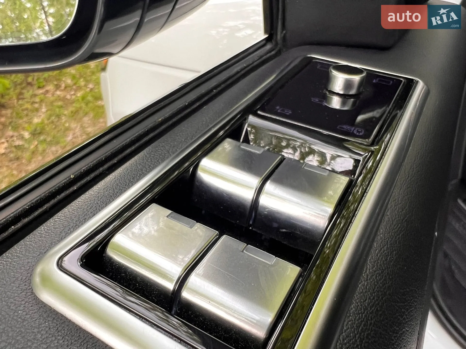 2015 Land Rover Range Rover - мініатюра 44