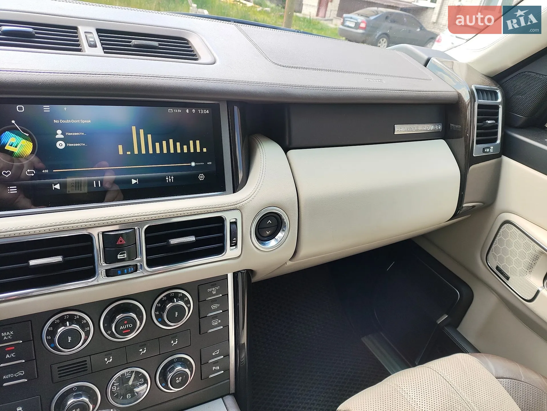 2010 Land Rover Range Rover - мініатюра 4