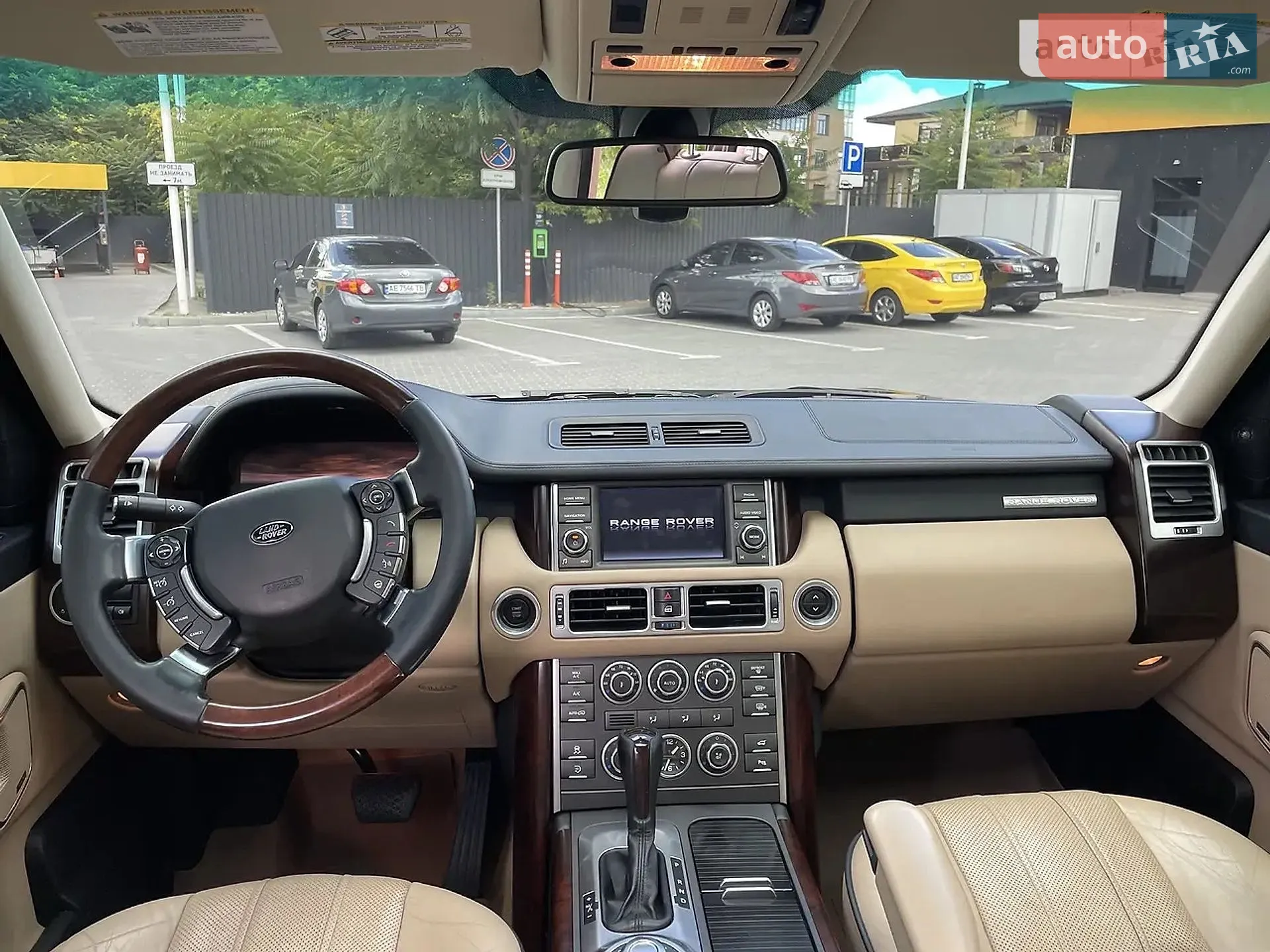 2010 Land Rover Range Rover - мініатюра 26