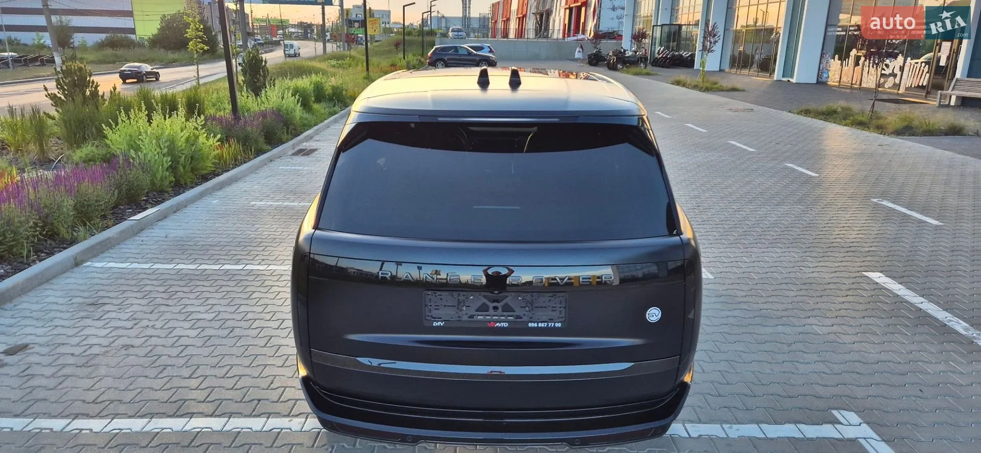 2023 Land Rover Range Rover - мініатюра 13