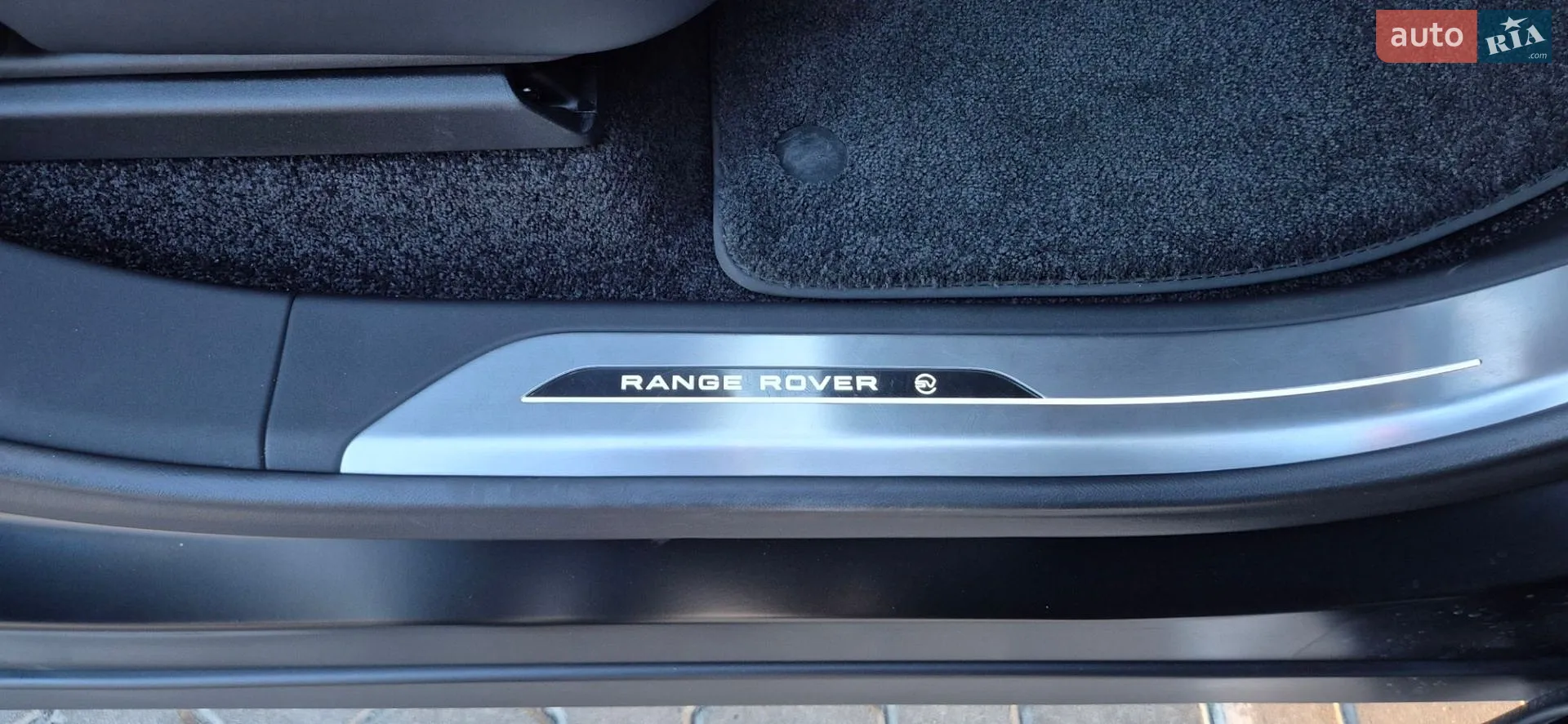 2023 Land Rover Range Rover - мініатюра 24