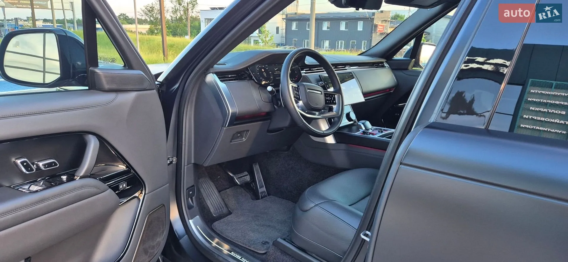 2023 Land Rover Range Rover - мініатюра 26