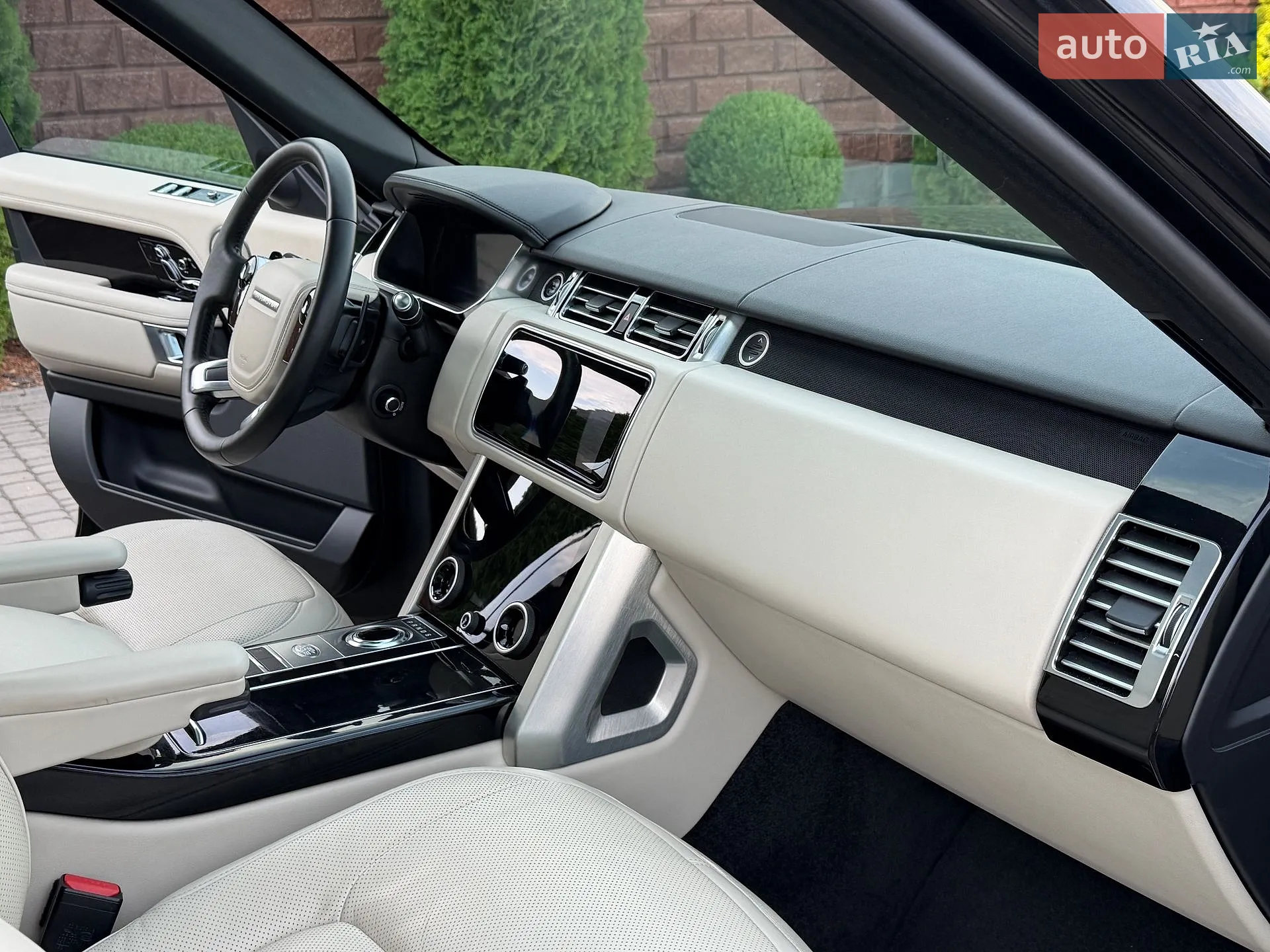2020 Land Rover Range Rover - мініатюра 36