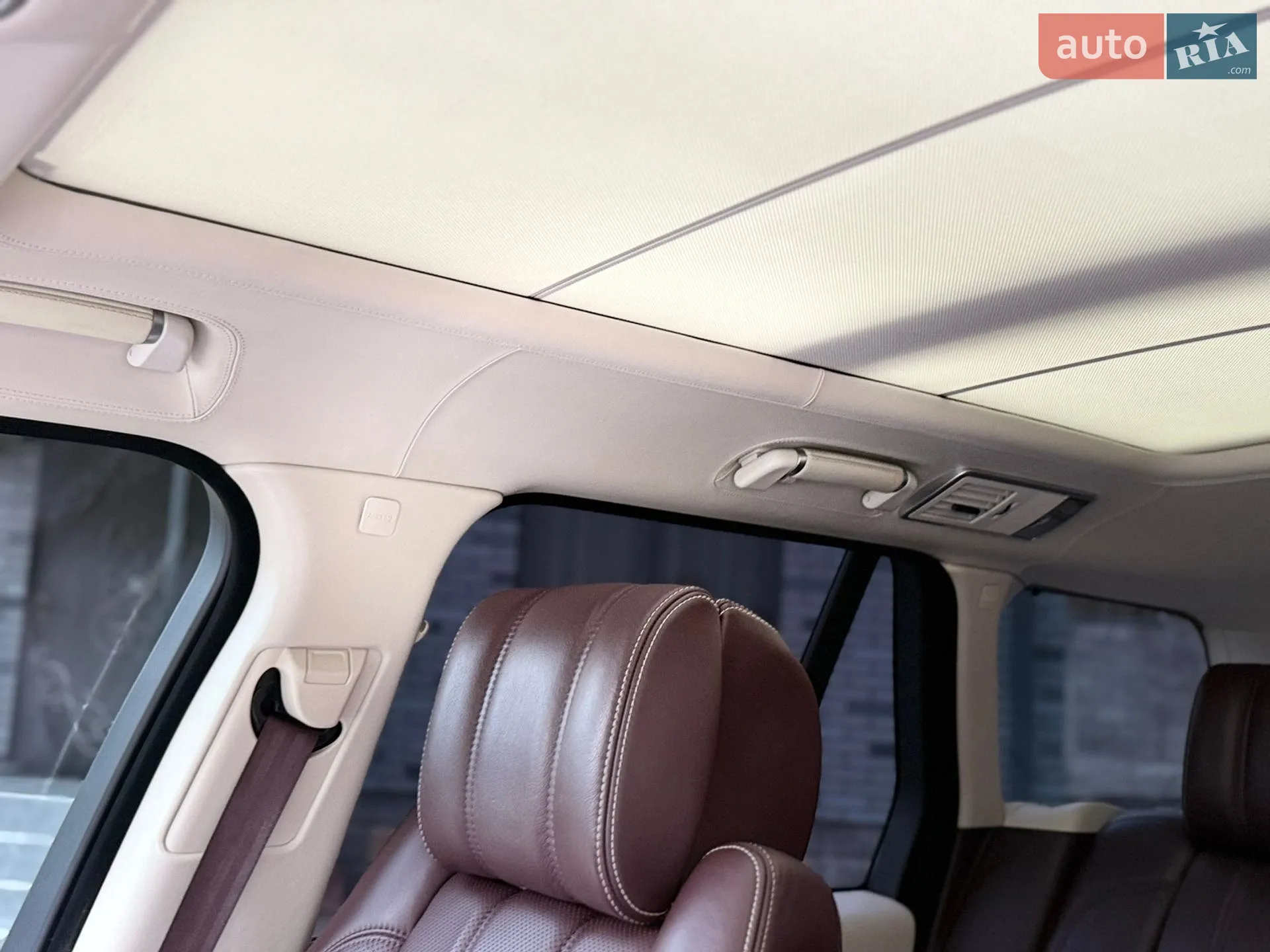 2016 Land Rover Range Rover - мініатюра 41