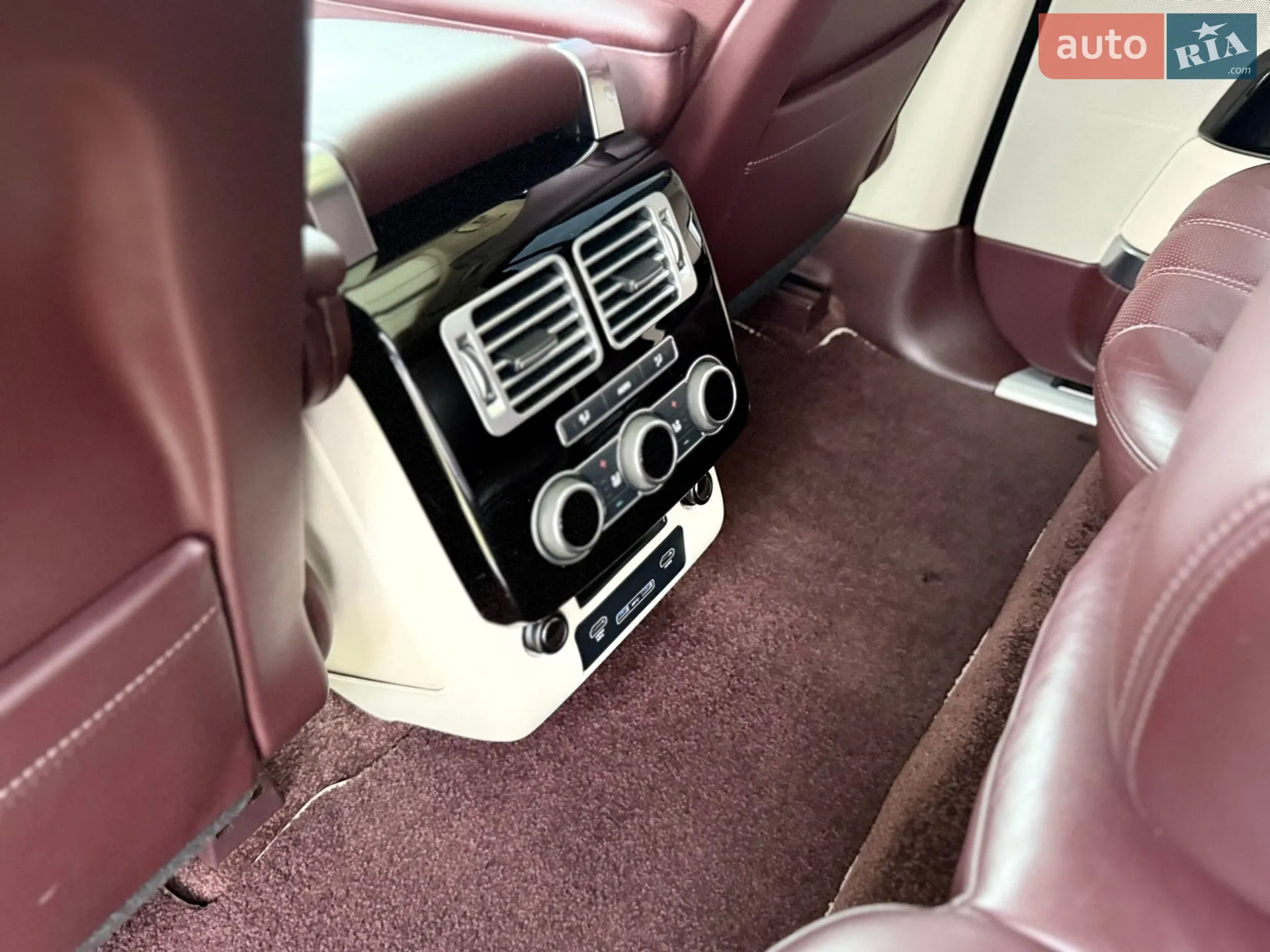 2016 Land Rover Range Rover - мініатюра 46