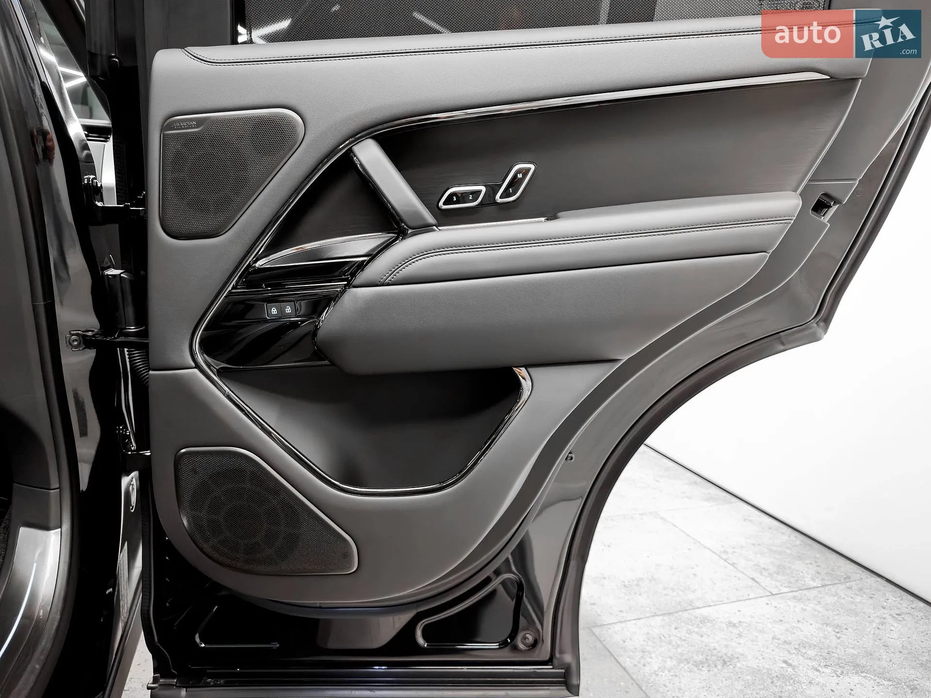 2024 Land Rover Range Rover - мініатюра 57