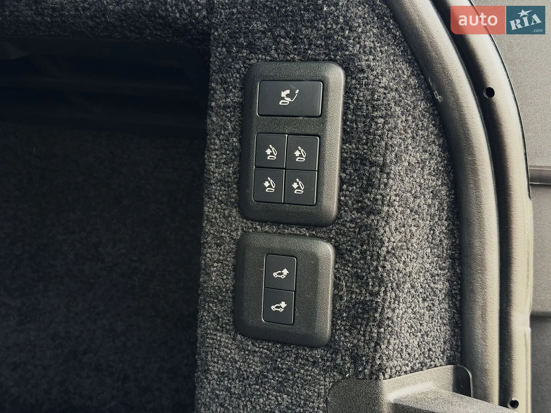 2018 Land Rover Range Rover - мініатюра 29