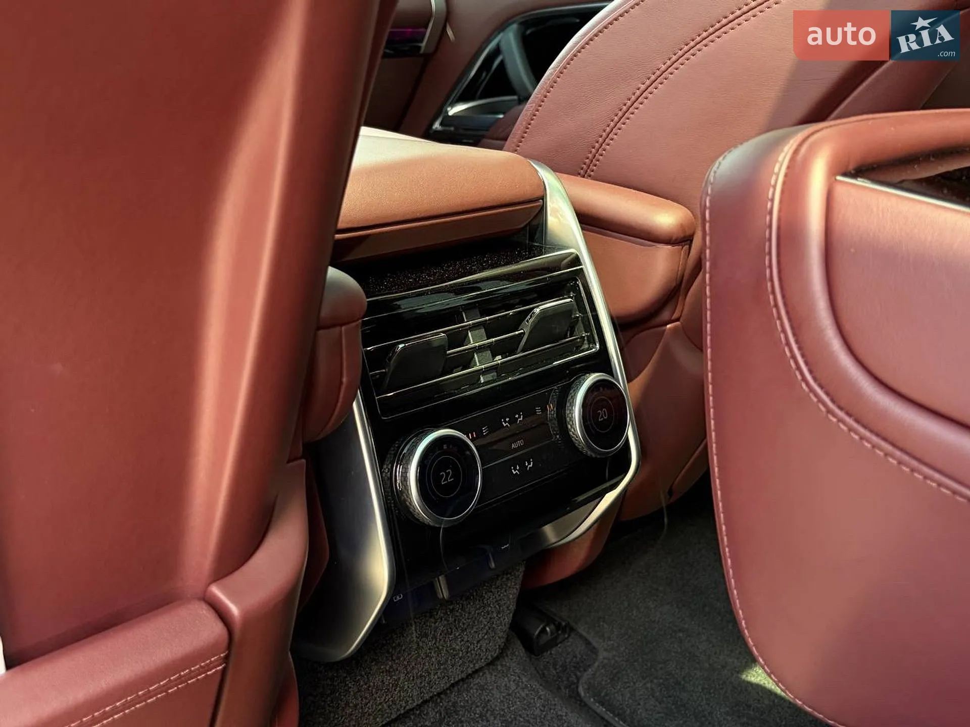 2023 Land Rover Range Rover - мініатюра 18