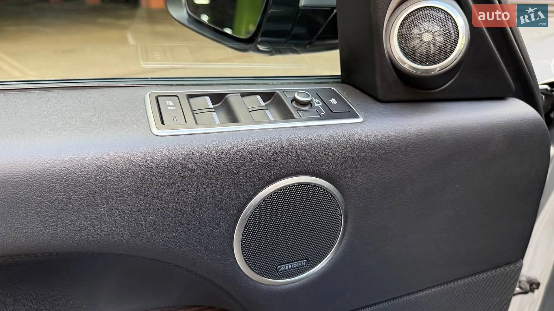 2016 Land Rover Range Rover - мініатюра 20