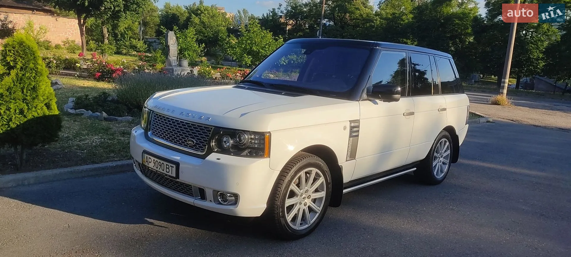 2011 Land Rover Range Rover - мініатюра 18