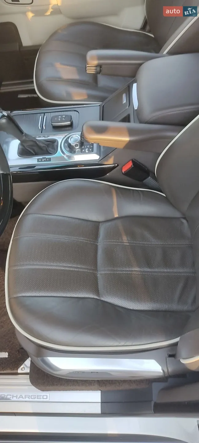2011 Land Rover Range Rover - мініатюра 31