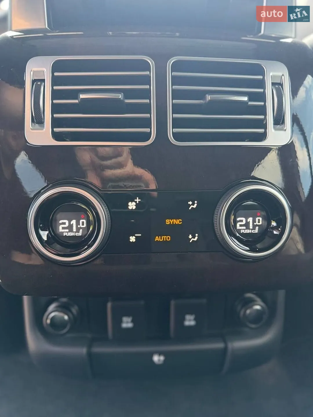 2018 Land Rover Range Rover - мініатюра 11