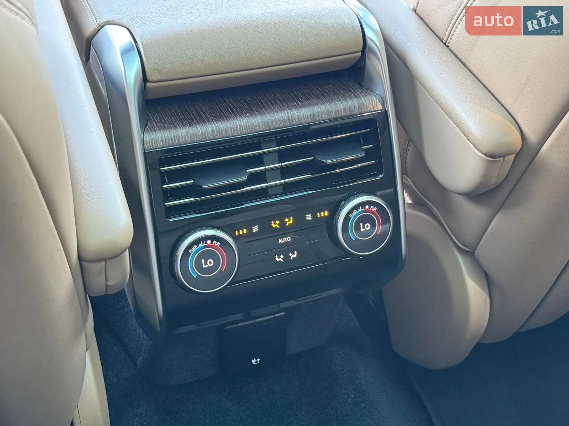 2022 Land Rover Range Rover - мініатюра 23