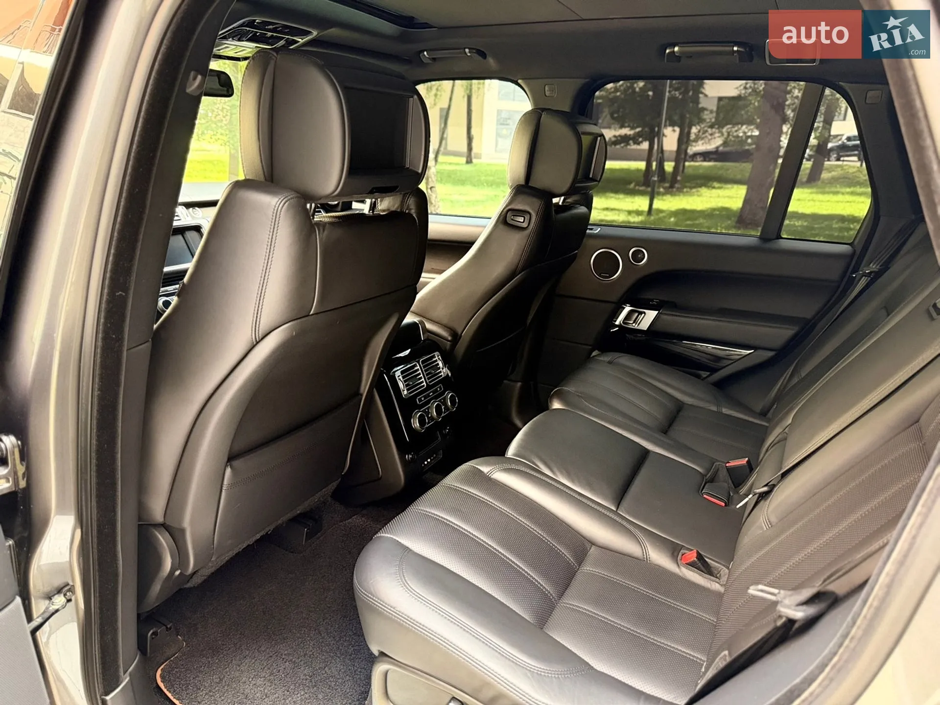 2015 Land Rover Range Rover - мініатюра 31