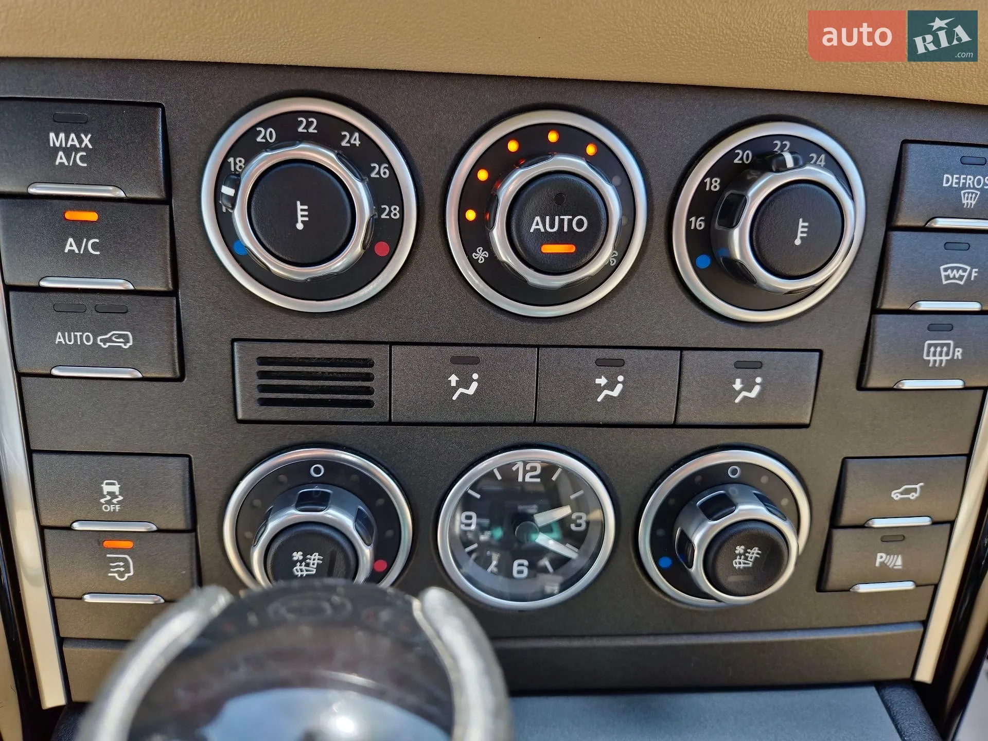 2011 Land Rover Range Rover - мініатюра 25