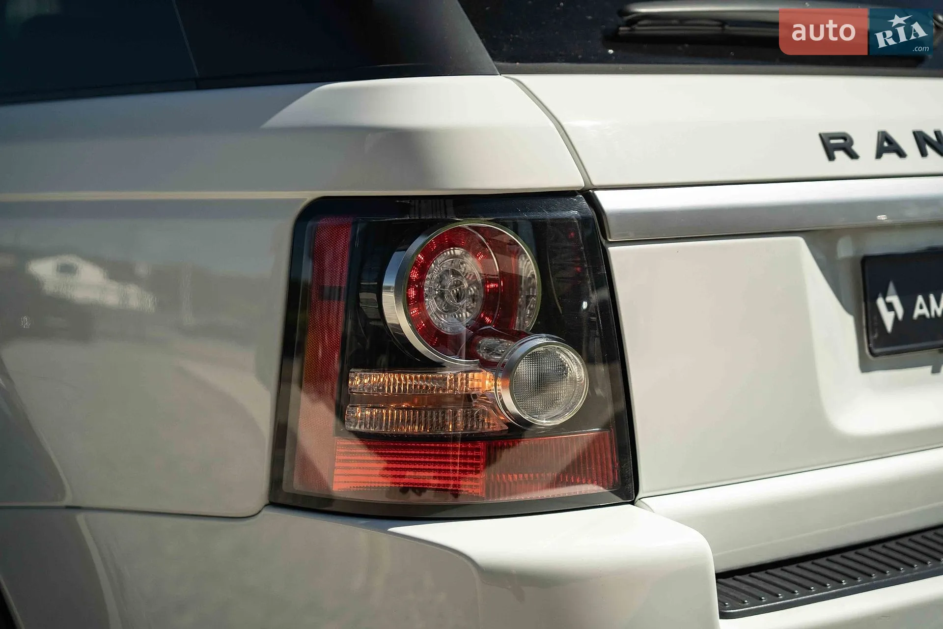 2012 Land Rover Range Rover - мініатюра 16