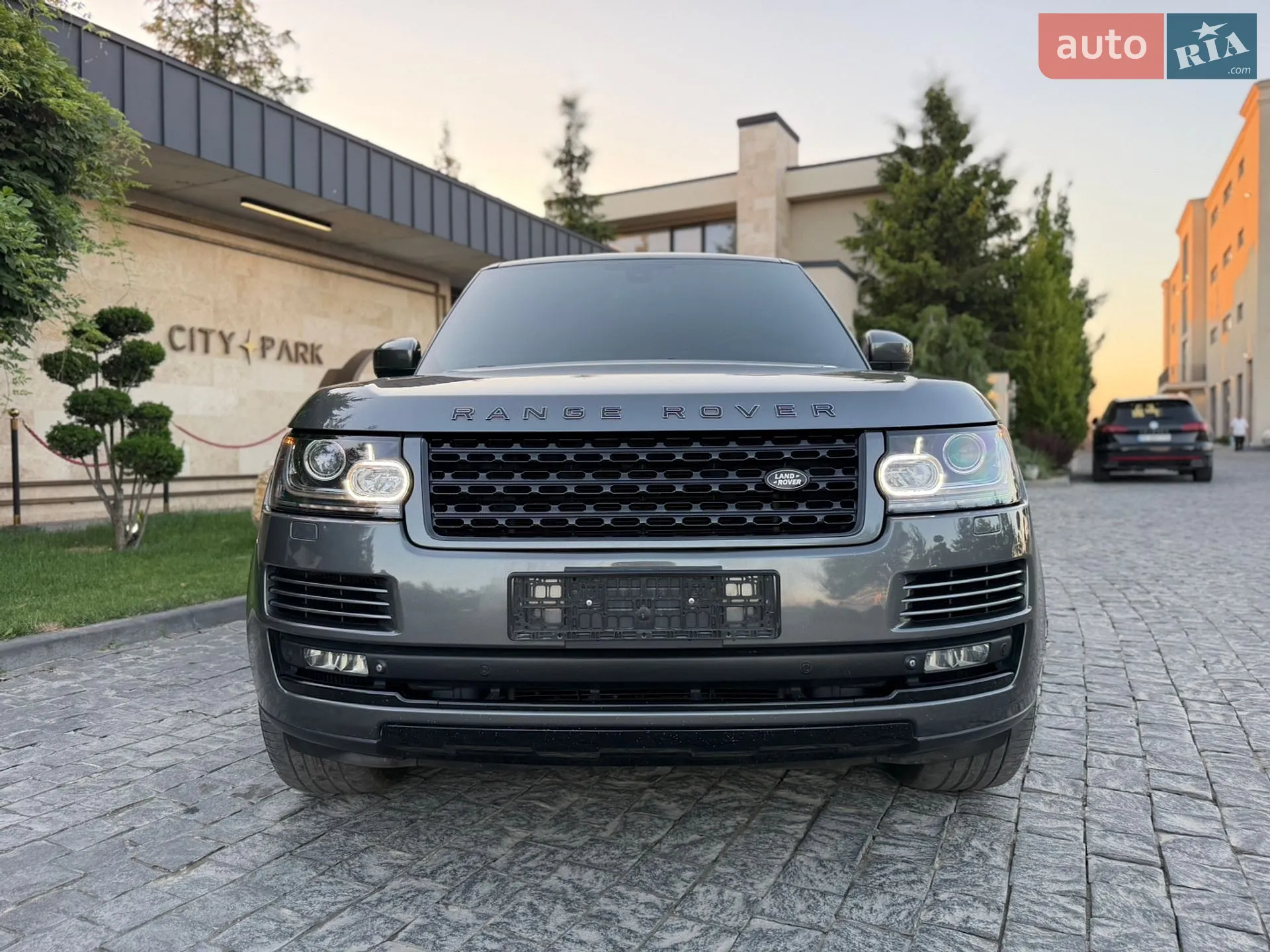 2014 Land Rover Range Rover - мініатюра 19