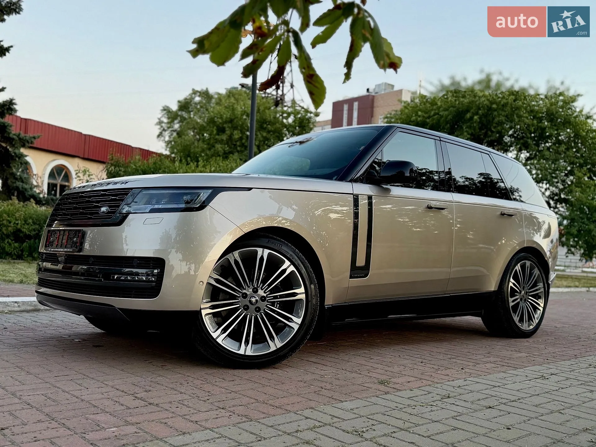 2025 Land Rover Range Rover - мініатюра 13