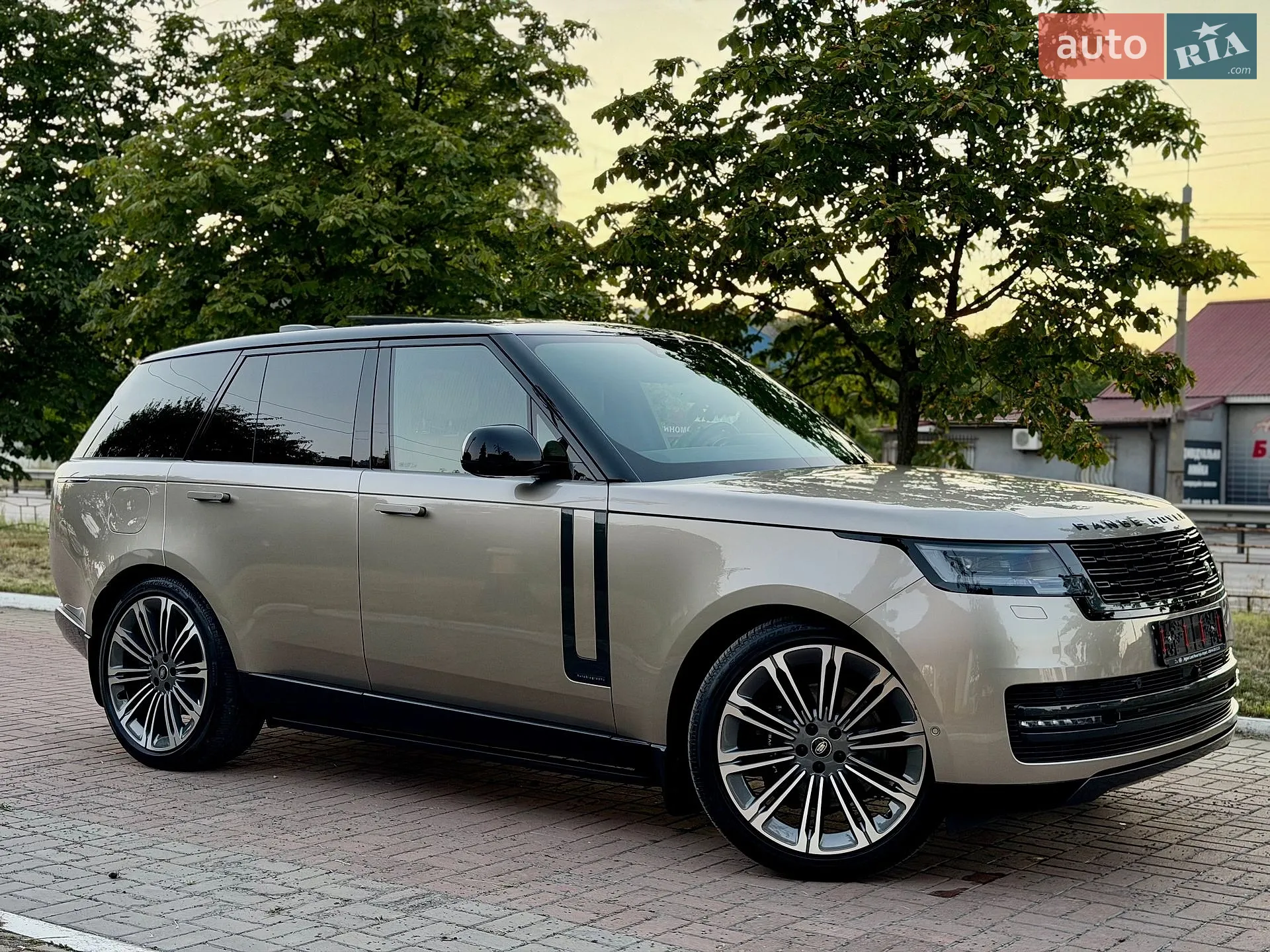 2025 Land Rover Range Rover - мініатюра 15