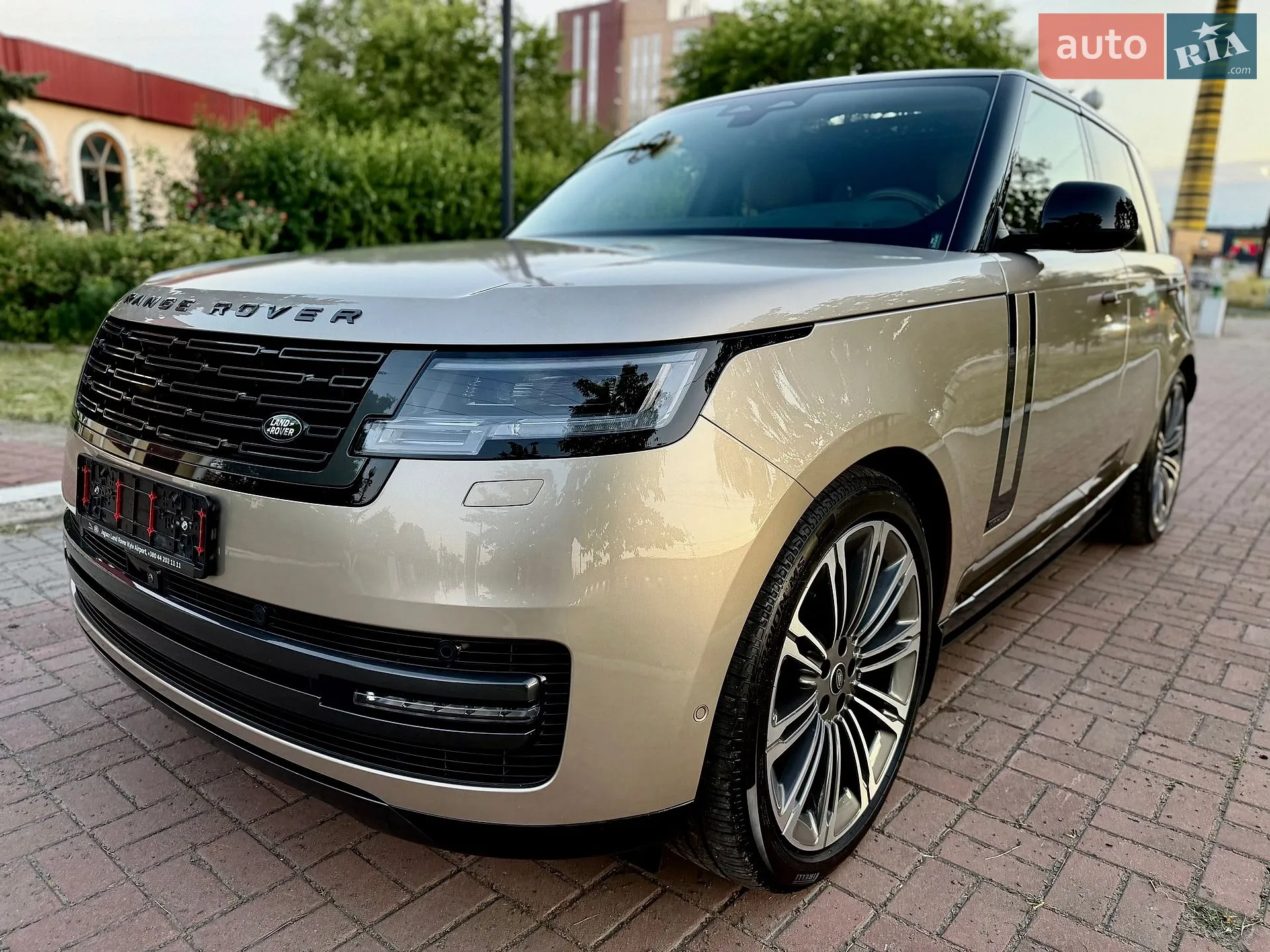 2025 Land Rover Range Rover - мініатюра 28