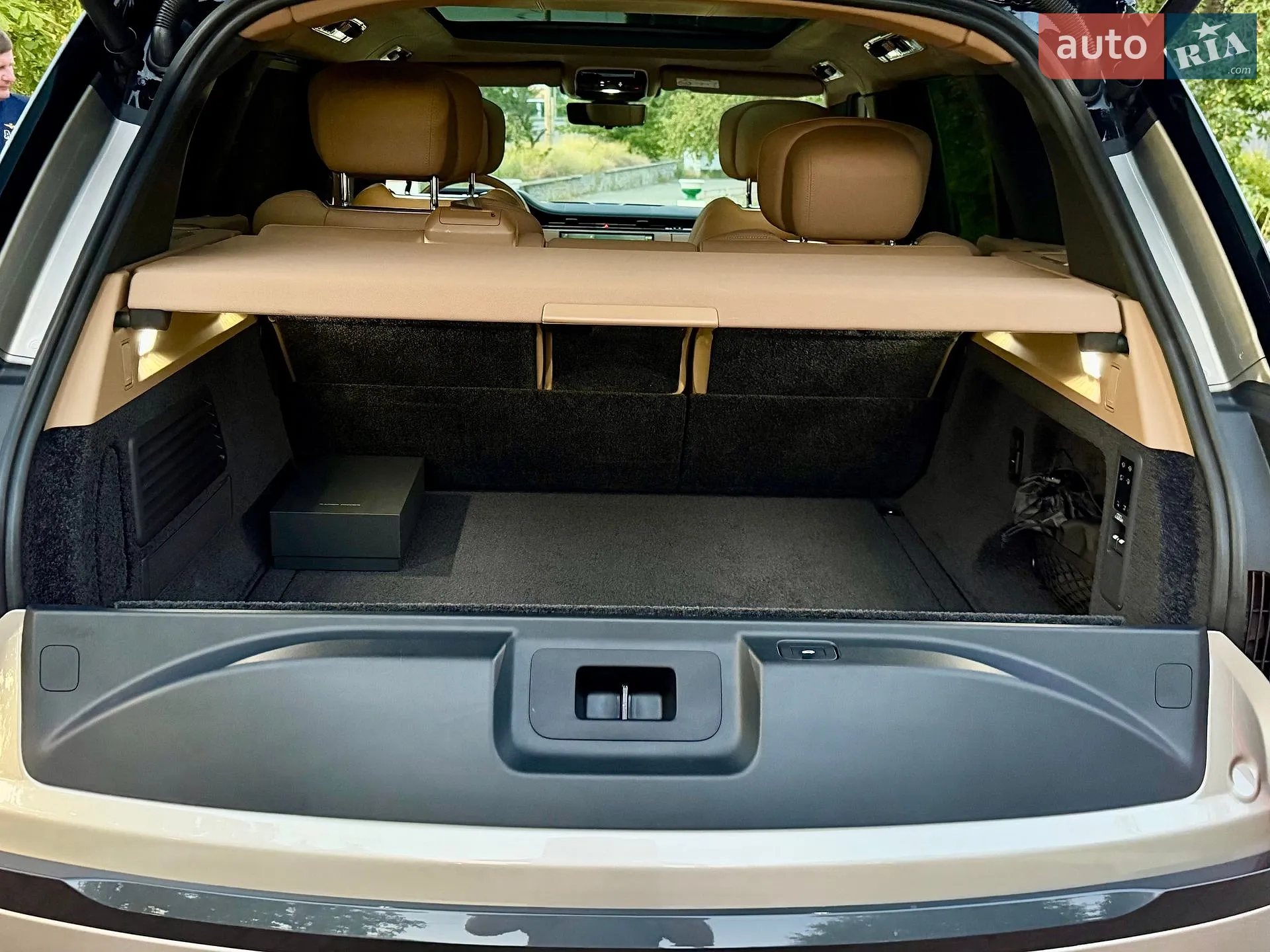 2025 Land Rover Range Rover - мініатюра 91