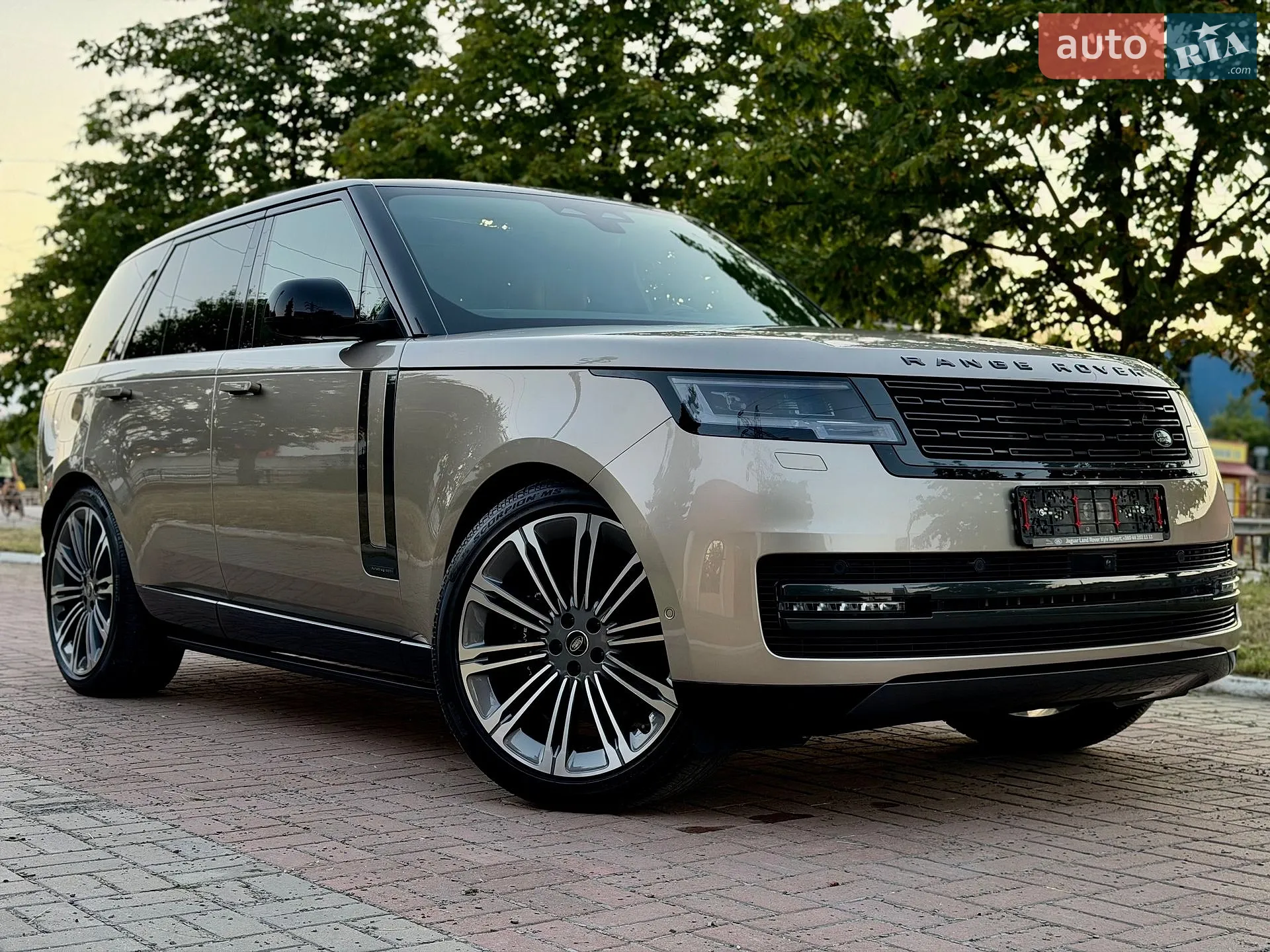 2025 Land Rover Range Rover - мініатюра 16
